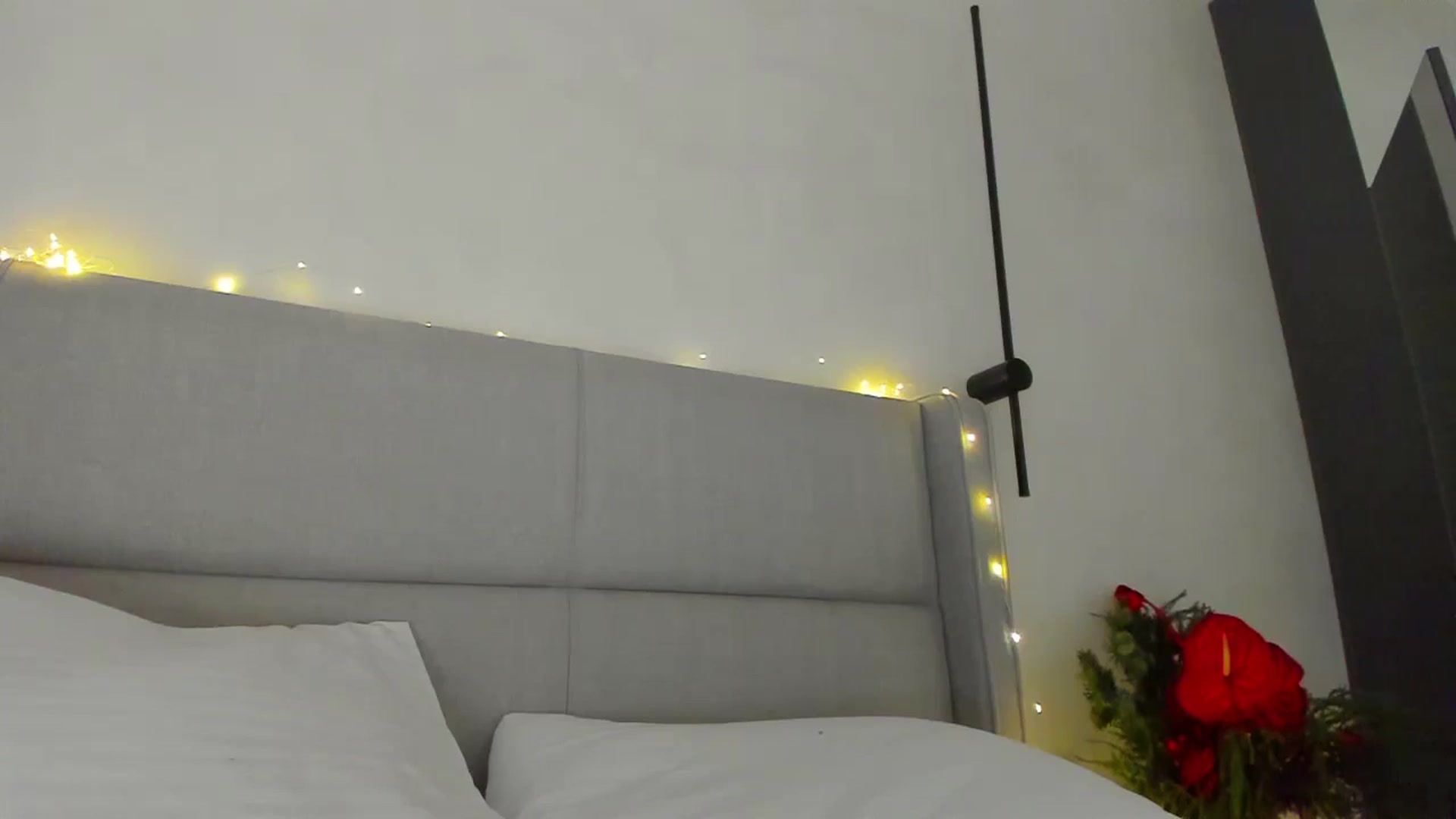 Gallery image thumbnail from Lanie__Love's myfreecams stream on, 01/01/2025, 19:53 image 19 of 20