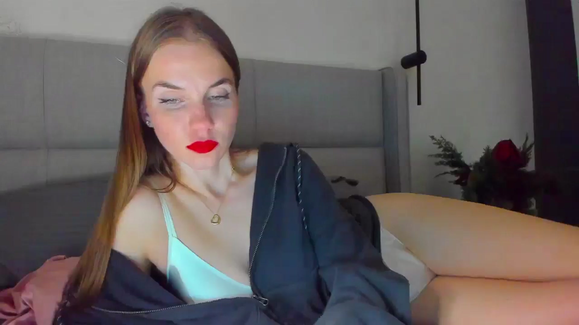 Gallery image thumbnail from Lanie__Love's myfreecams stream on, 02/11/2025, 19:10 image 6 of 20