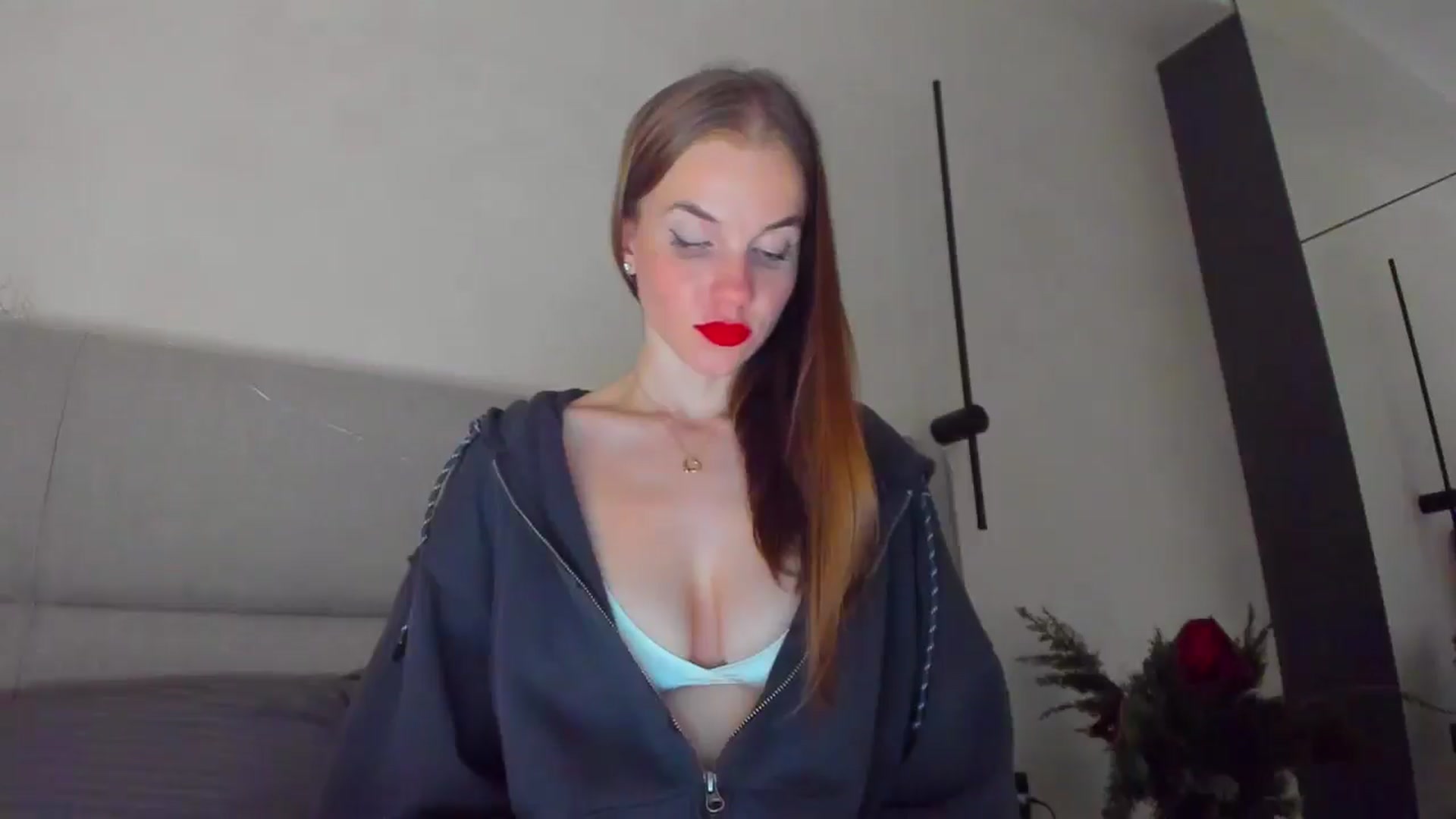 Gallery image thumbnail from Lanie__Love's myfreecams stream on, 02/11/2025, 19:10 image 14 of 20