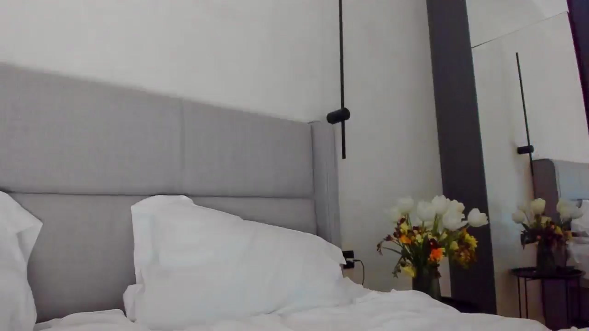 Gallery image thumbnail from Lanie__Love's myfreecams stream on, 03/09/2025, 20:41 image 18 of 20