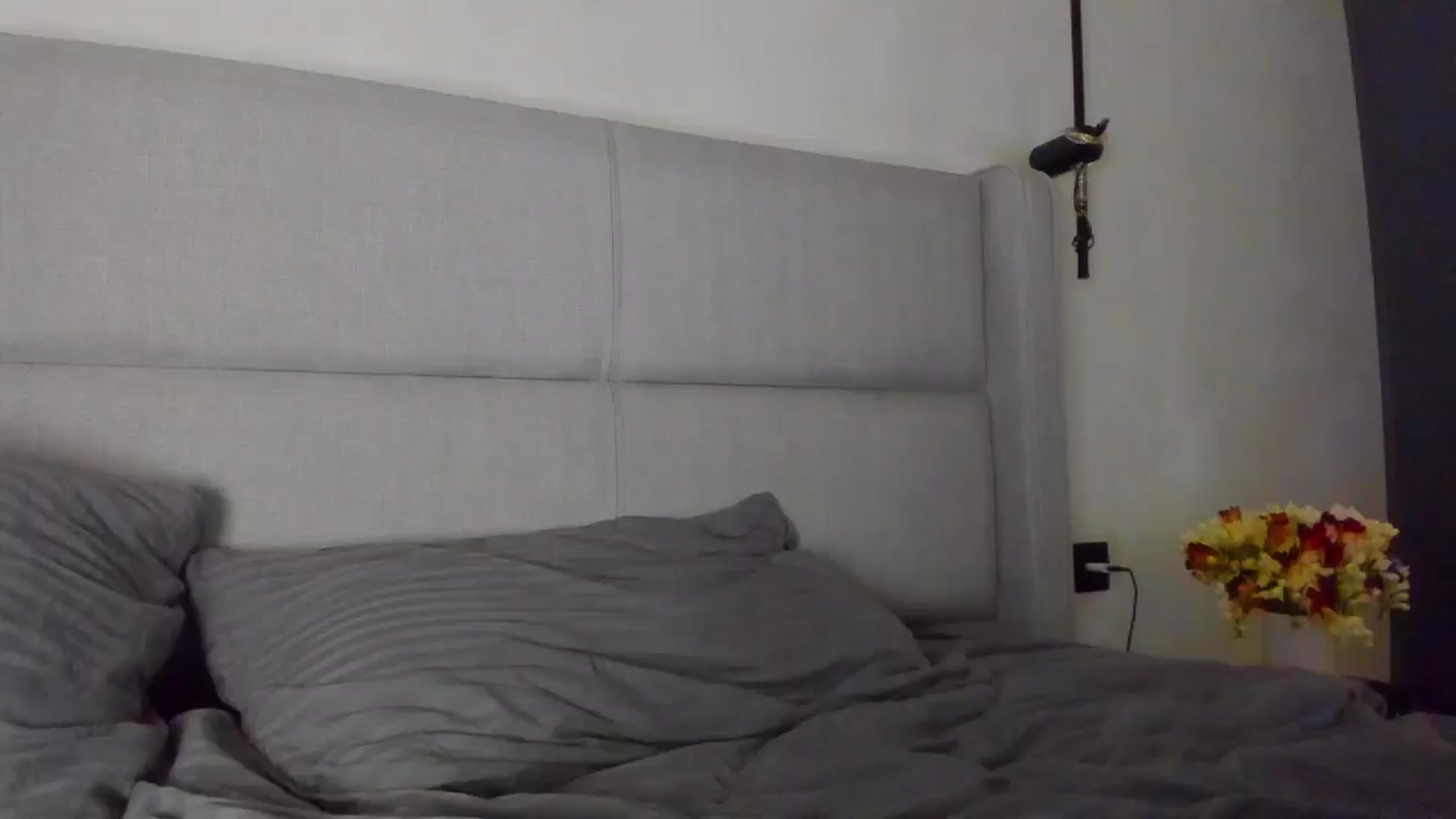 Gallery image thumbnail from Lanie__Love's myfreecams stream on, 03/31/2025, 18:47 image 8 of 20