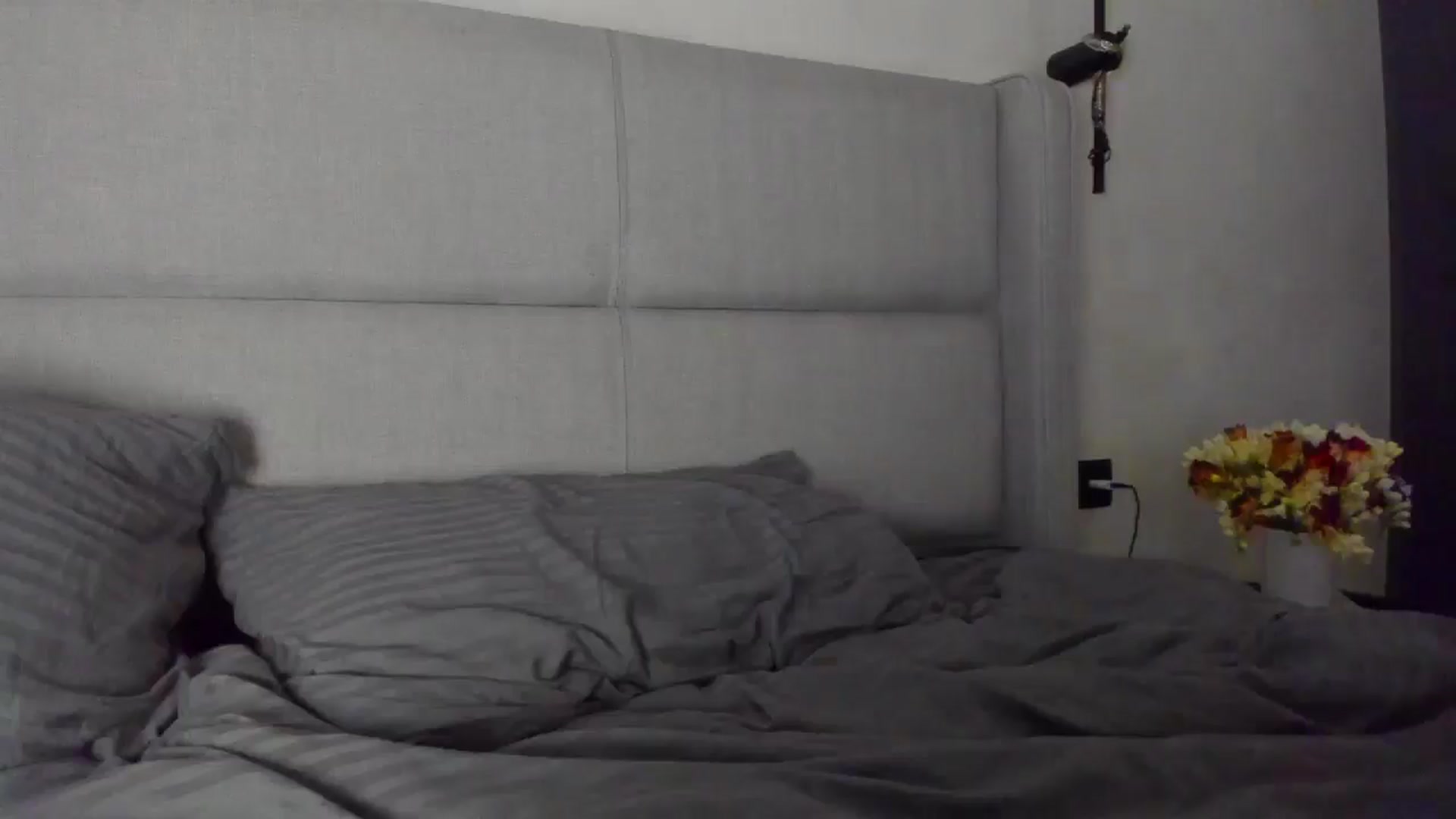 Gallery image thumbnail from Lanie__Love's myfreecams stream on, 03/31/2025, 18:47 image 15 of 20