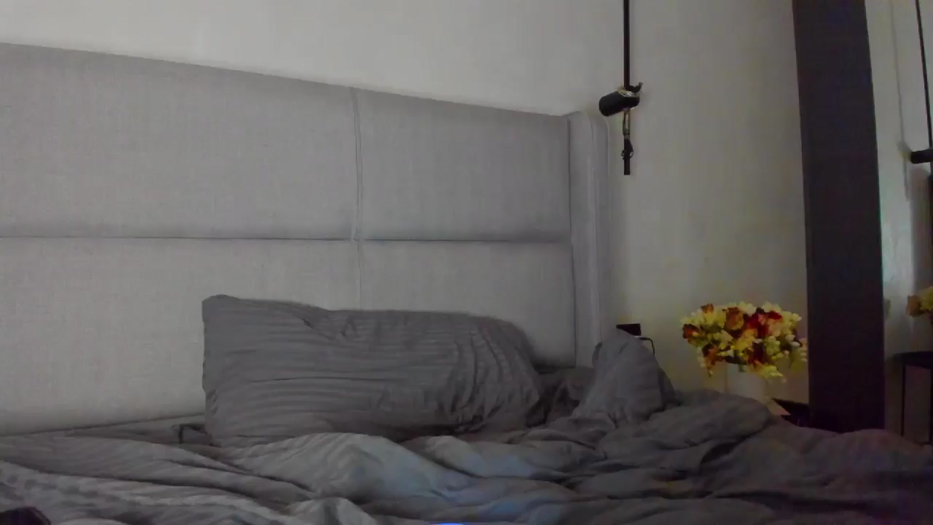 Gallery image thumbnail from Lanie__Love's myfreecams stream on, 03/31/2025, 20:39 image 20 of 20