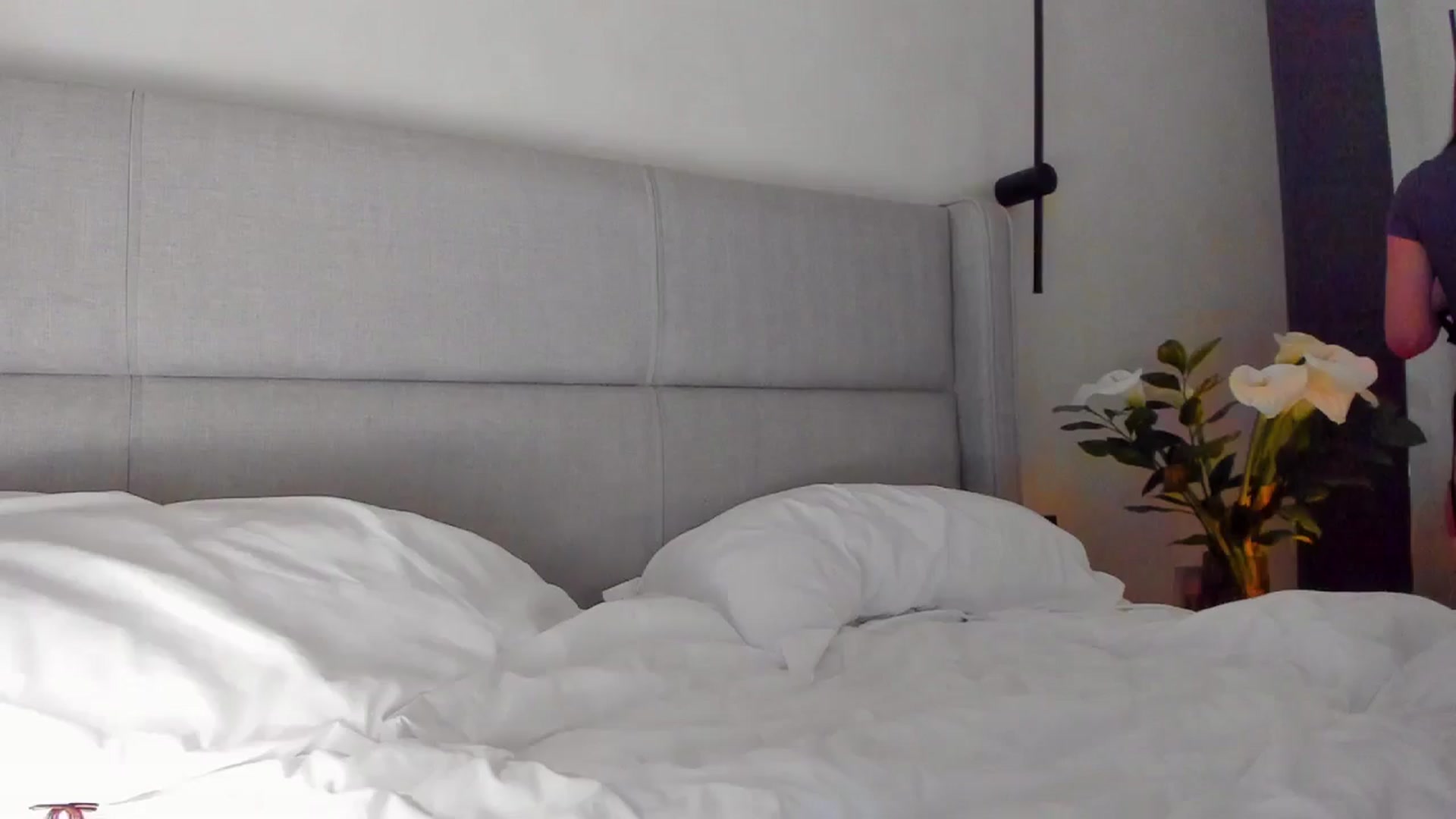 Gallery image thumbnail from Lanie__Love's myfreecams stream on, 04/25/2025, 18:31 image 15 of 20
