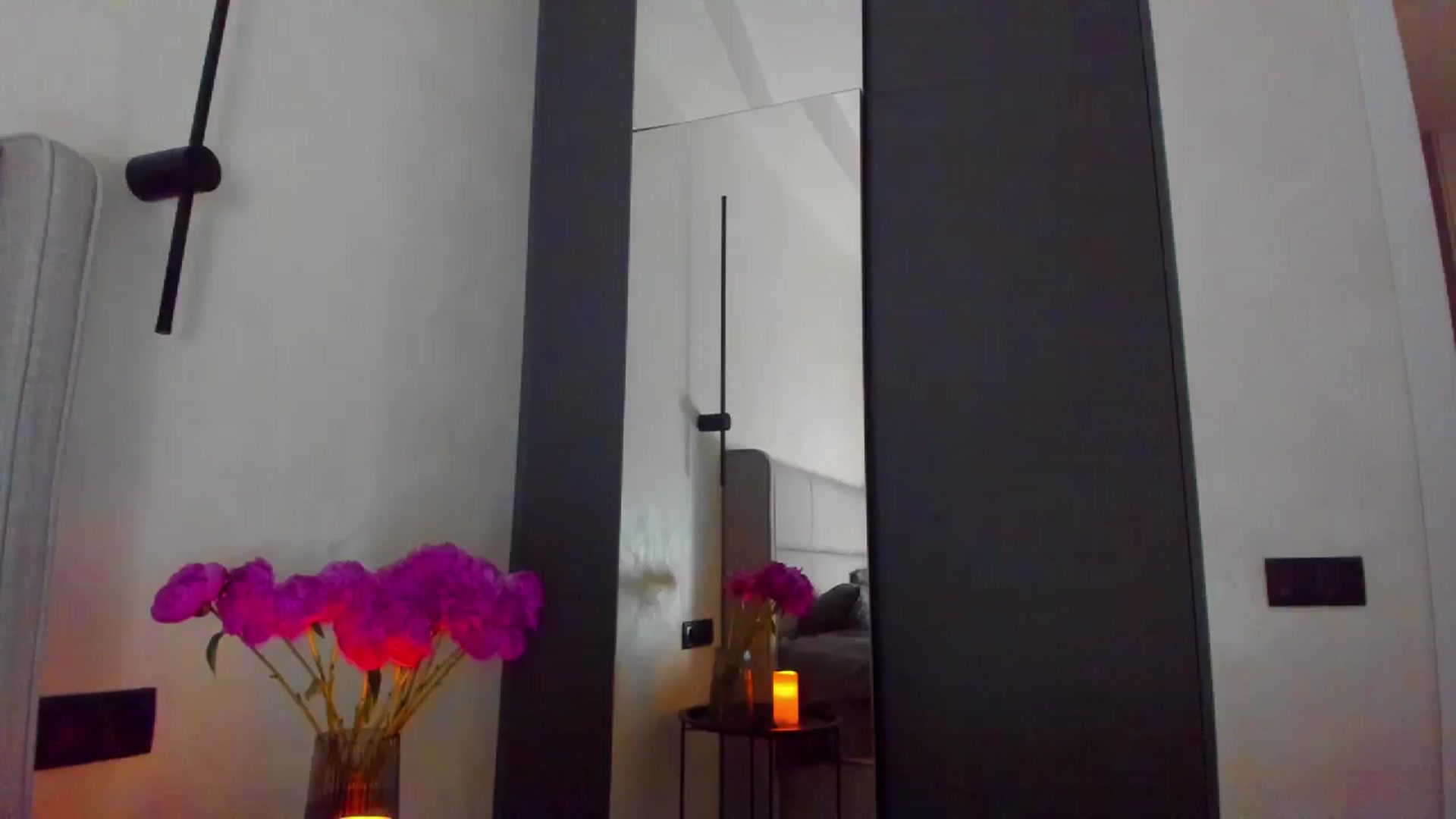 Gallery image thumbnail from Lanie__Love's myfreecams stream on, 05/10/2025, 20:23 image 19 of 20