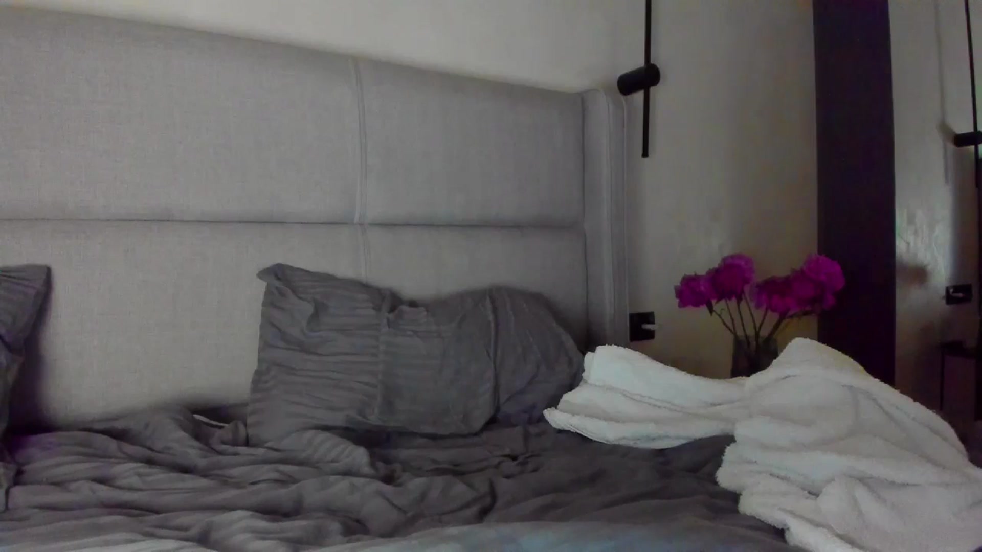 Gallery image thumbnail from Lanie__Love's myfreecams stream on, 05/12/2025, 21:27 image 12 of 20