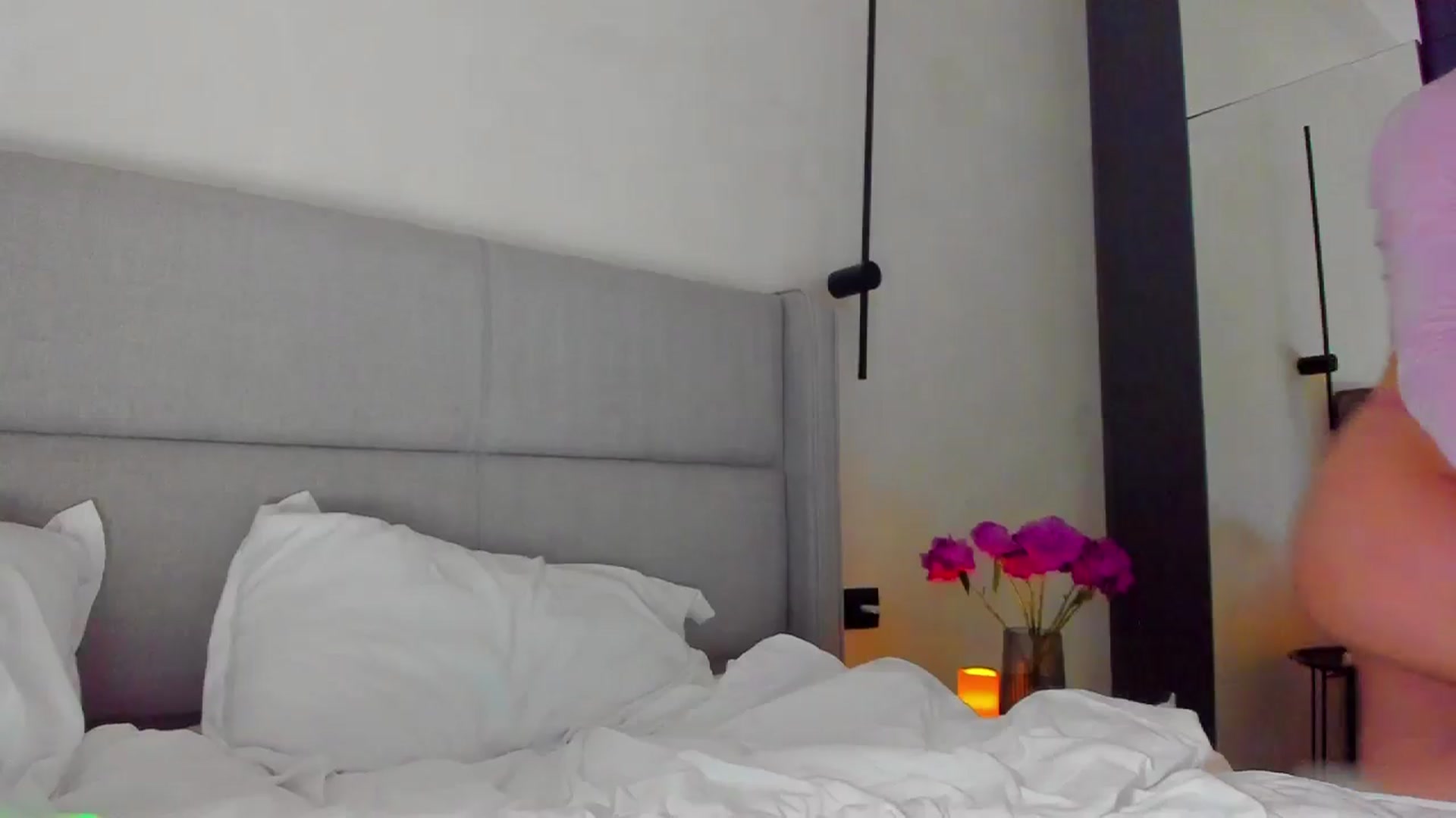 Gallery image thumbnail from Lanie__Love's myfreecams stream on, 05/13/2025, 19:47 image 3 of 20