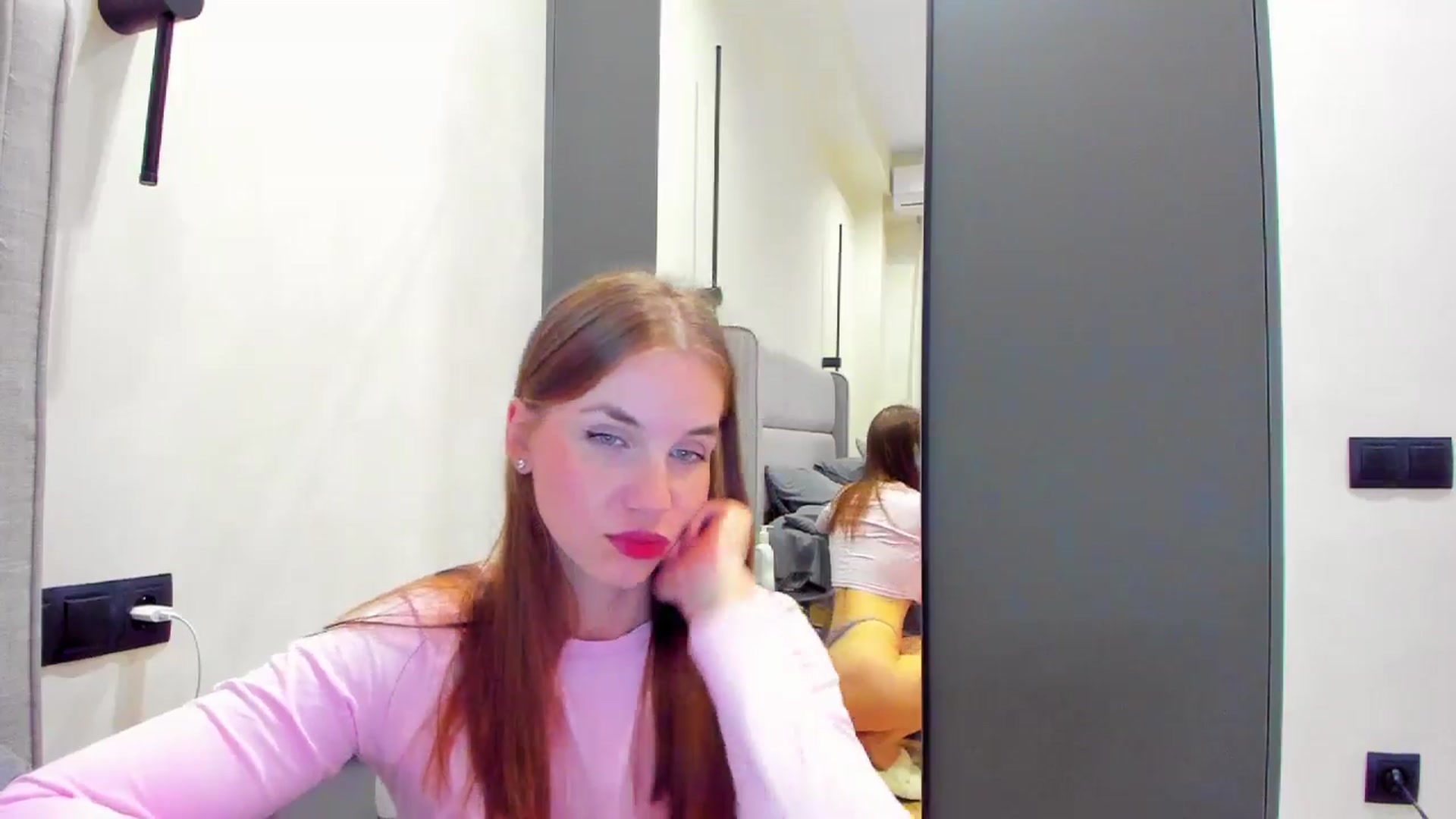 Gallery image thumbnail from Lanie__Love's myfreecams stream on, 05/26/2025, 19:51 image 15 of 20