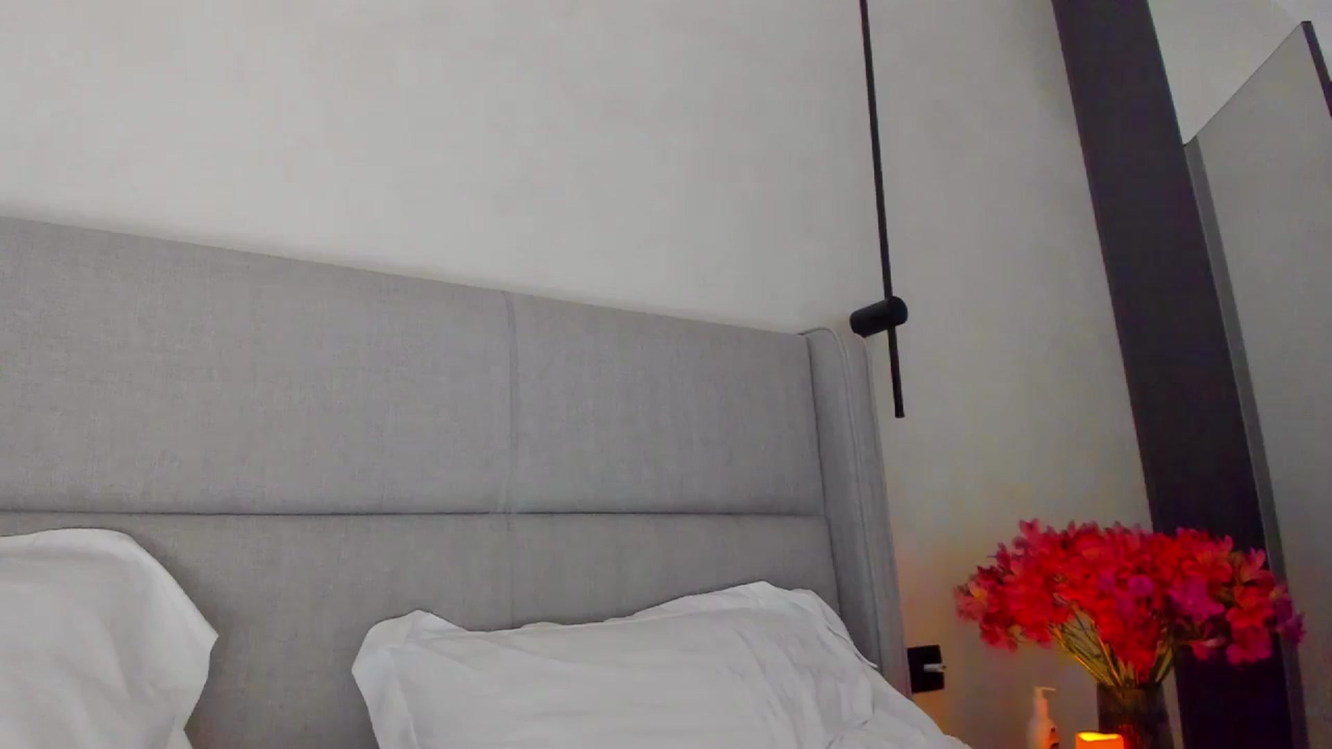 Gallery image thumbnail from Lanie__Love's myfreecams stream on, 06/08/2025, 19:29 image 13 of 20