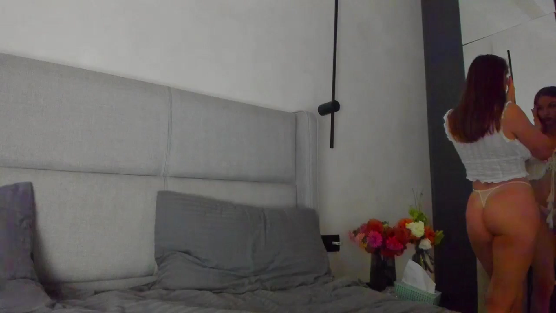 Gallery image thumbnail from Lanie__Love's myfreecams stream on, 07/17/2025, 18:10 image 11 of 20