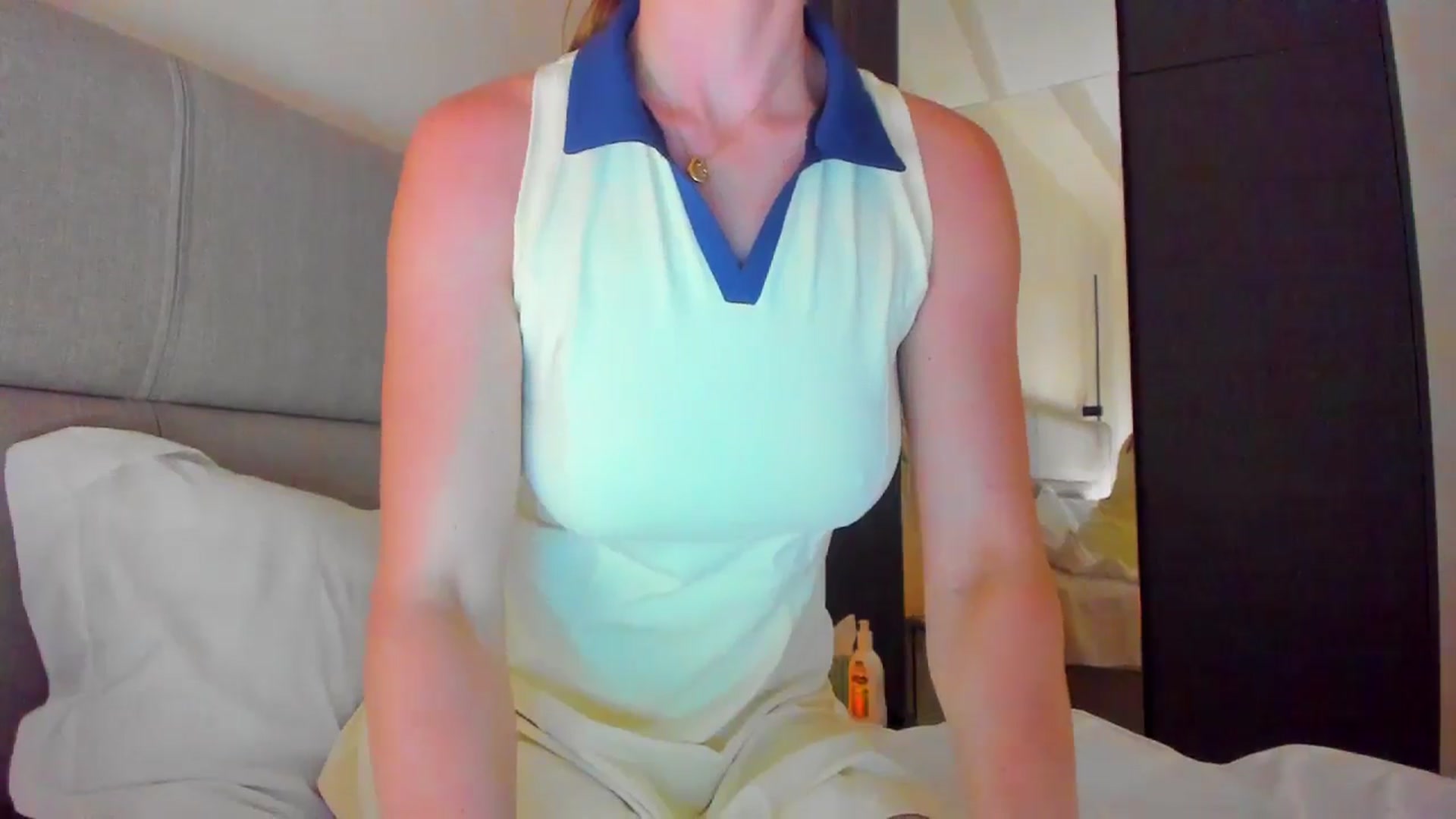 Gallery image thumbnail from Lanie__Love's myfreecams stream on, 07/27/2025, 20:43 image 10 of 20