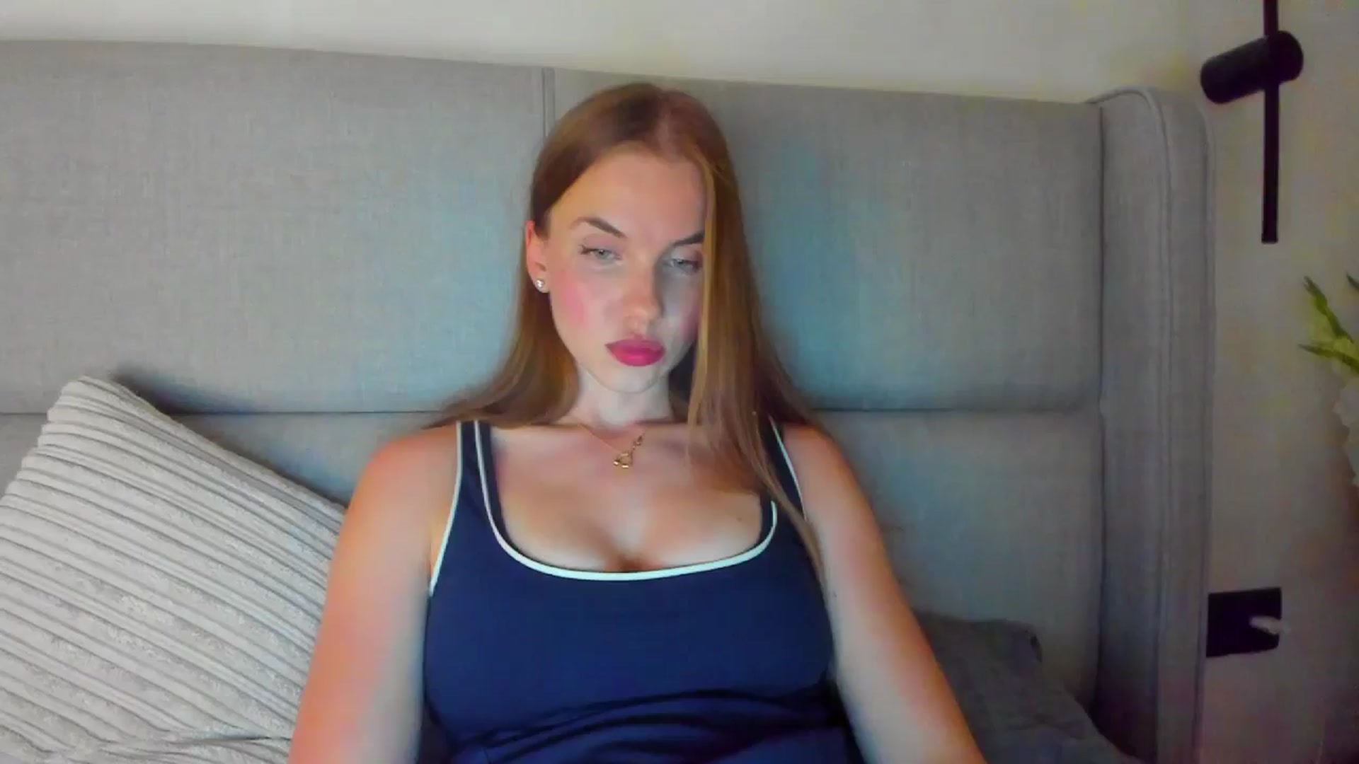 Gallery image thumbnail from Lanie__Love's myfreecams stream on, 08/01/2025, 19:41 image 3 of 20