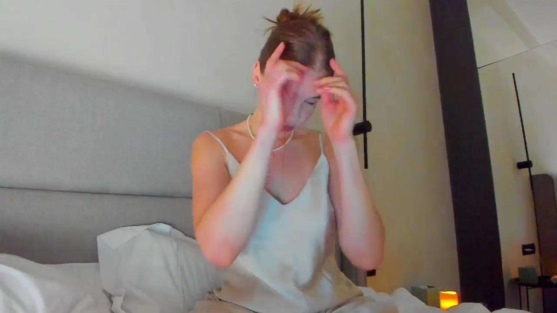 Gallery image thumbnail from Lanie__Love's myfreecams stream on, 08/15/2025, 20:26 image 4 of 20