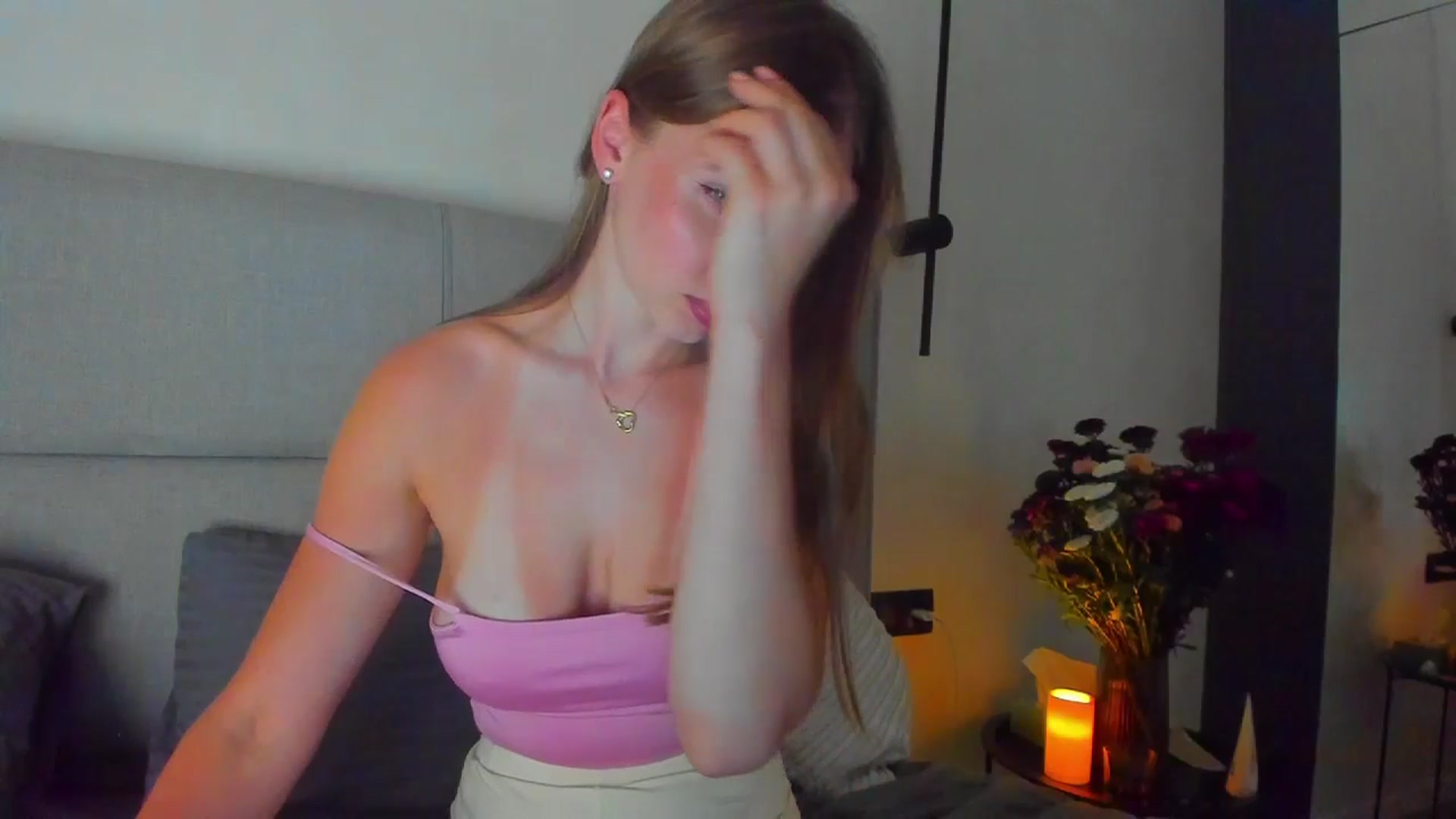 Gallery image thumbnail from Lanie__Love's myfreecams stream on, 08/28/2025, 20:00 image 20 of 20