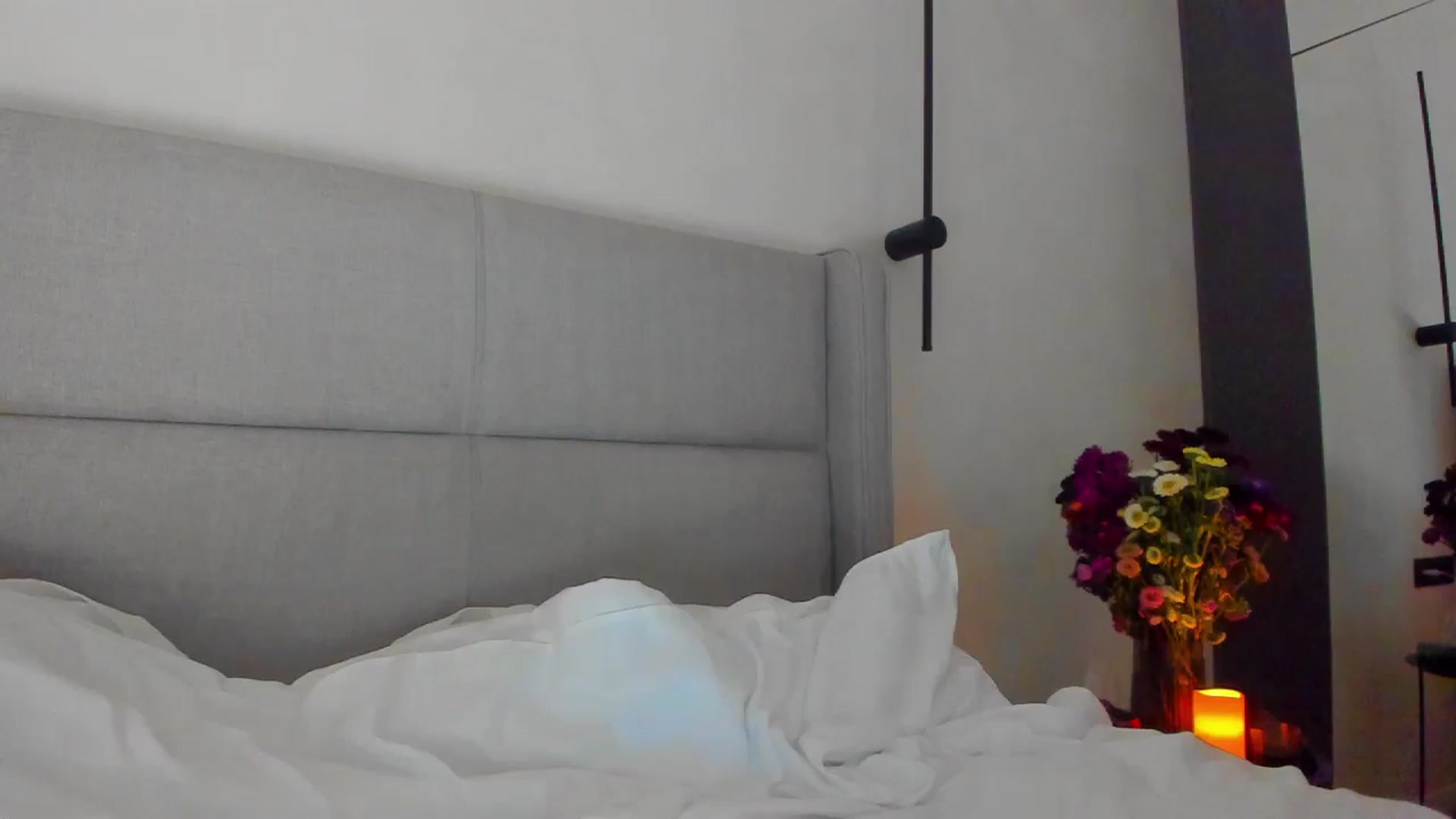 Gallery image thumbnail from Lanie__Love's myfreecams stream on, 09/06/2025, 20:43 image 6 of 20