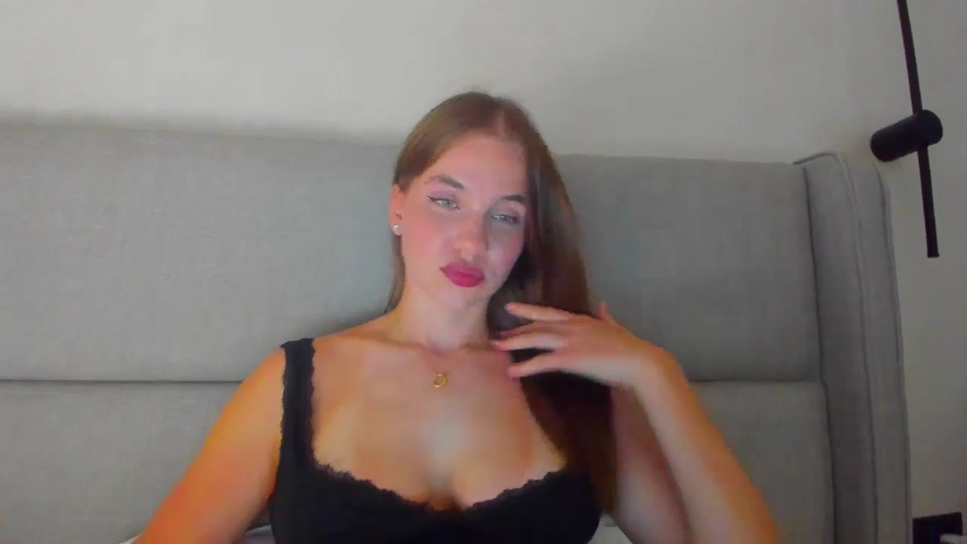 Gallery image thumbnail from Lanie__Love's myfreecams stream on, 09/08/2025, 20:01 image 17 of 20