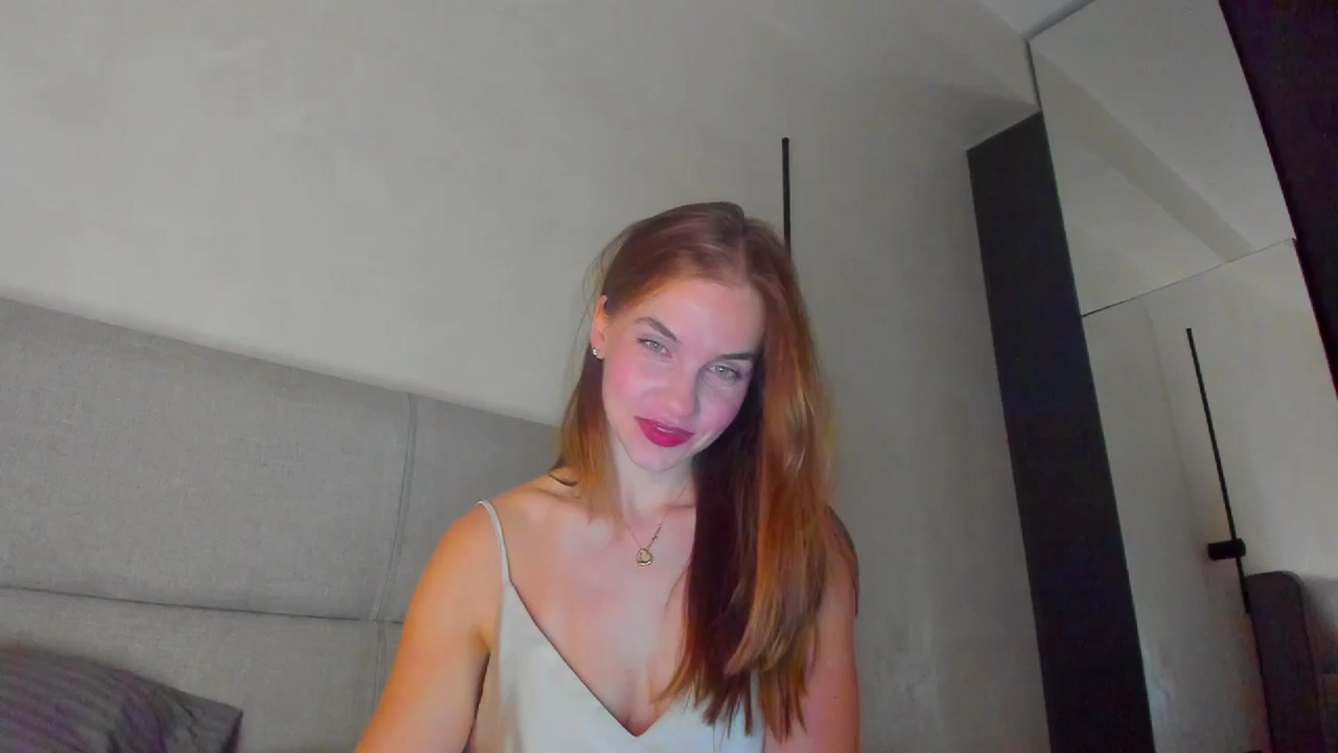 Gallery image thumbnail from Lanie__Love's myfreecams stream on, 09/13/2025, 20:32 image 1 of 20