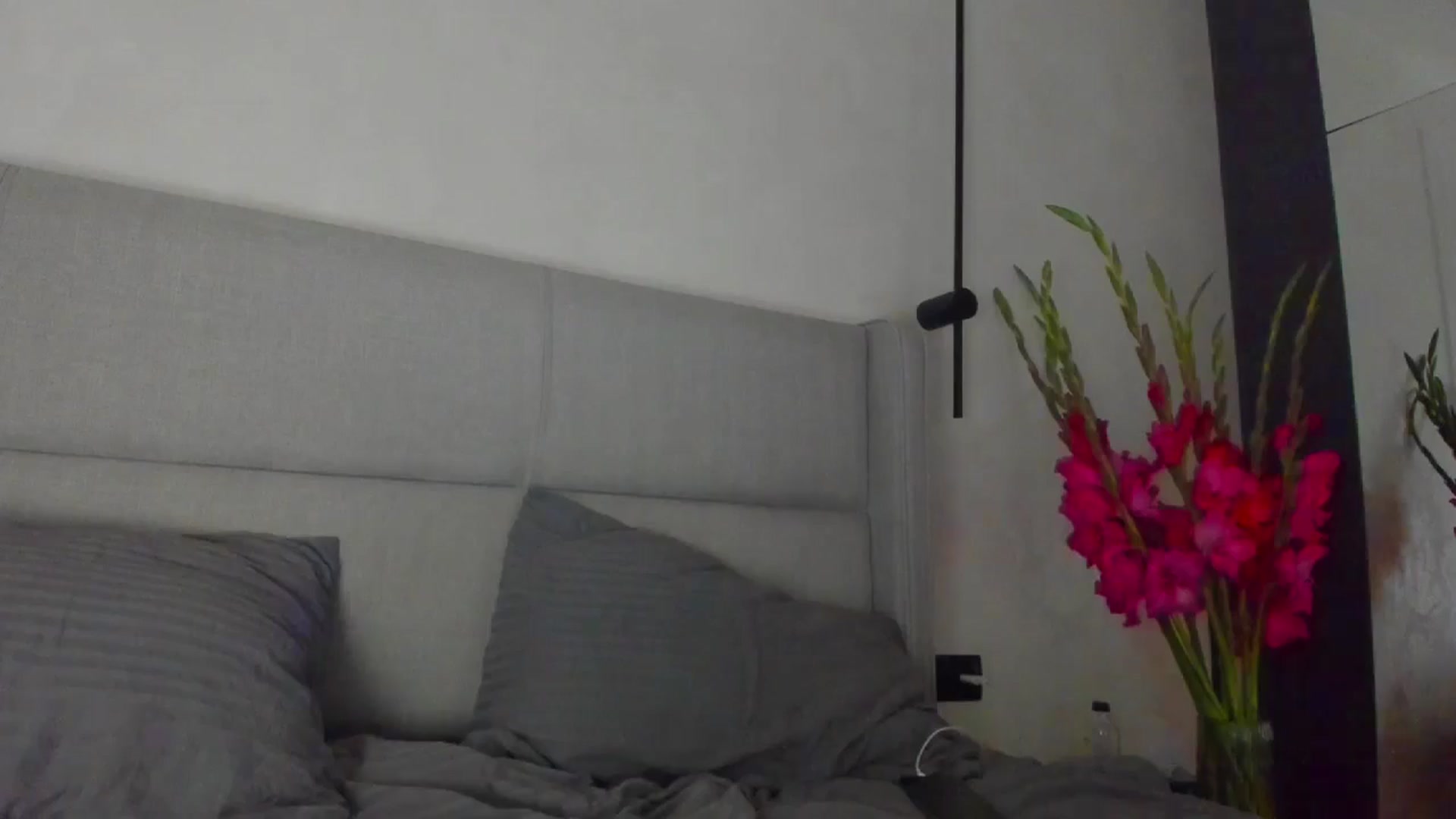 Gallery image thumbnail from Lanie__Love's myfreecams stream on, 09/25/2025, 18:17 image 2 of 20