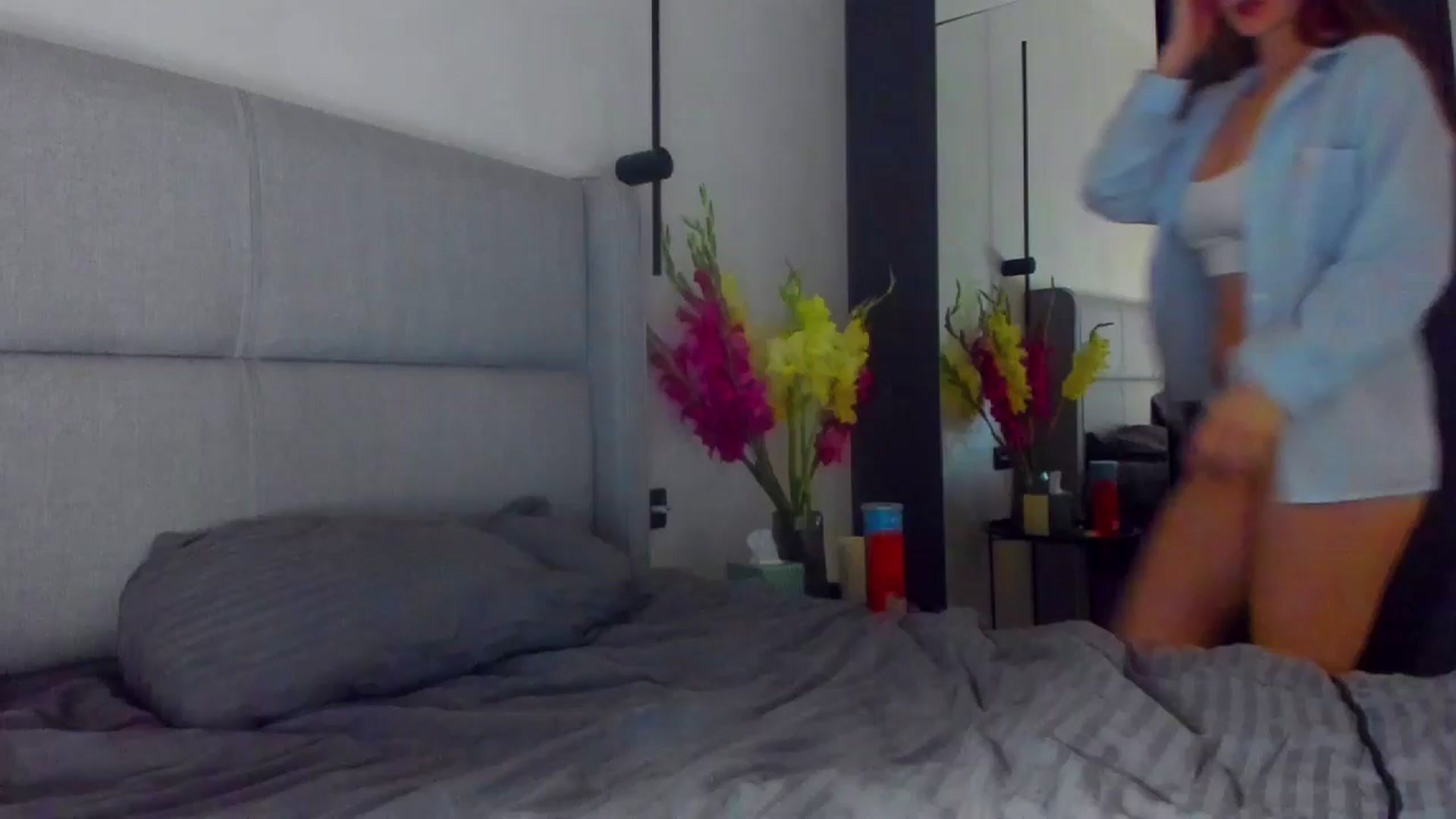Gallery image thumbnail from Lanie__Love's myfreecams stream on, 10/19/2025, 21:36 image 14 of 20