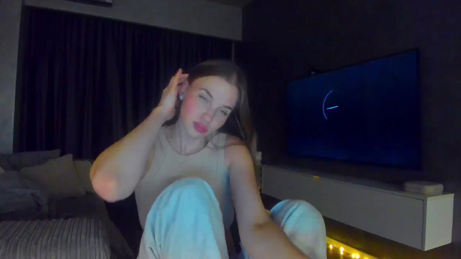 Gallery image thumbnail from Lanie__Love's myfreecams stream on, 12/14/2025, 16:57 image 12 of 20