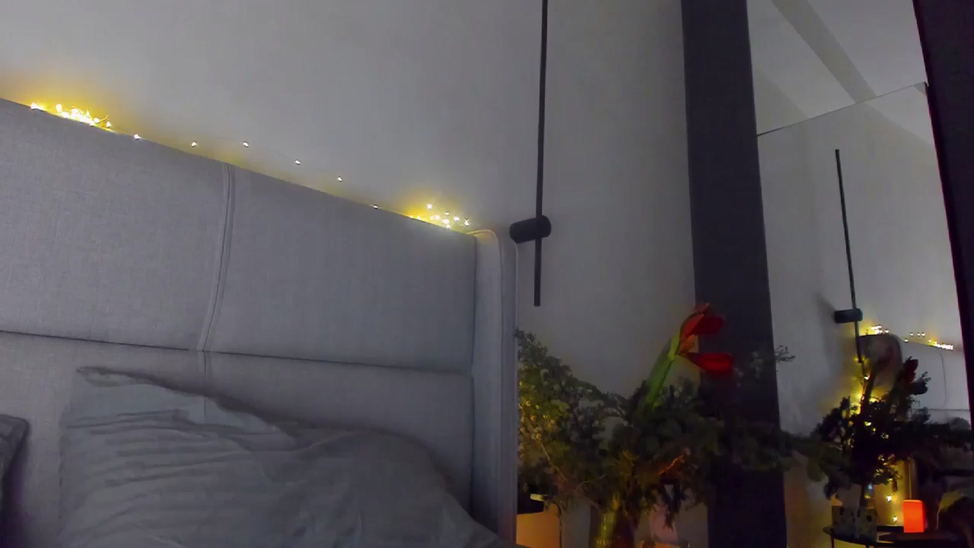 Gallery image thumbnail from Lanie__Love's myfreecams stream on, 12/24/2025, 19:58 image 1 of 20