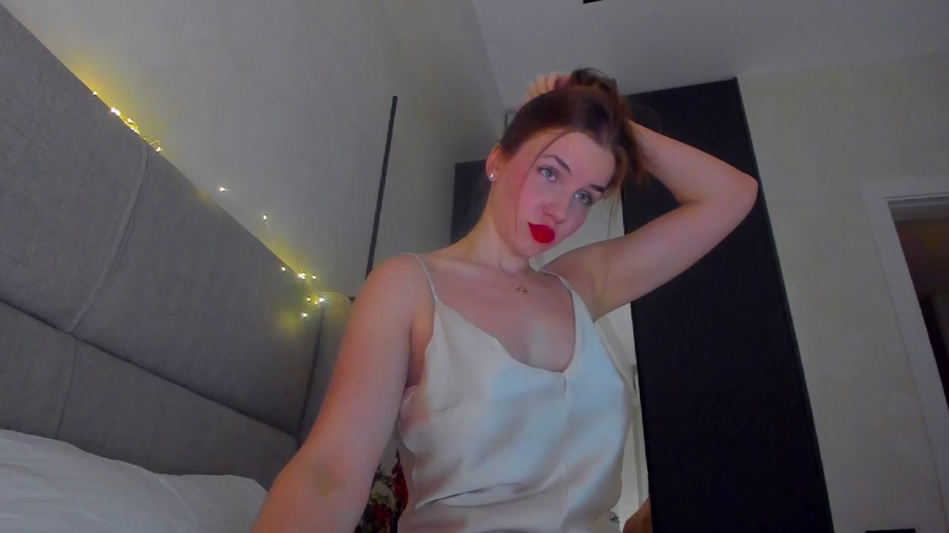 Gallery image thumbnail from Lanie__Love's myfreecams stream on, 01/04/2026, 16:11 image 13 of 20