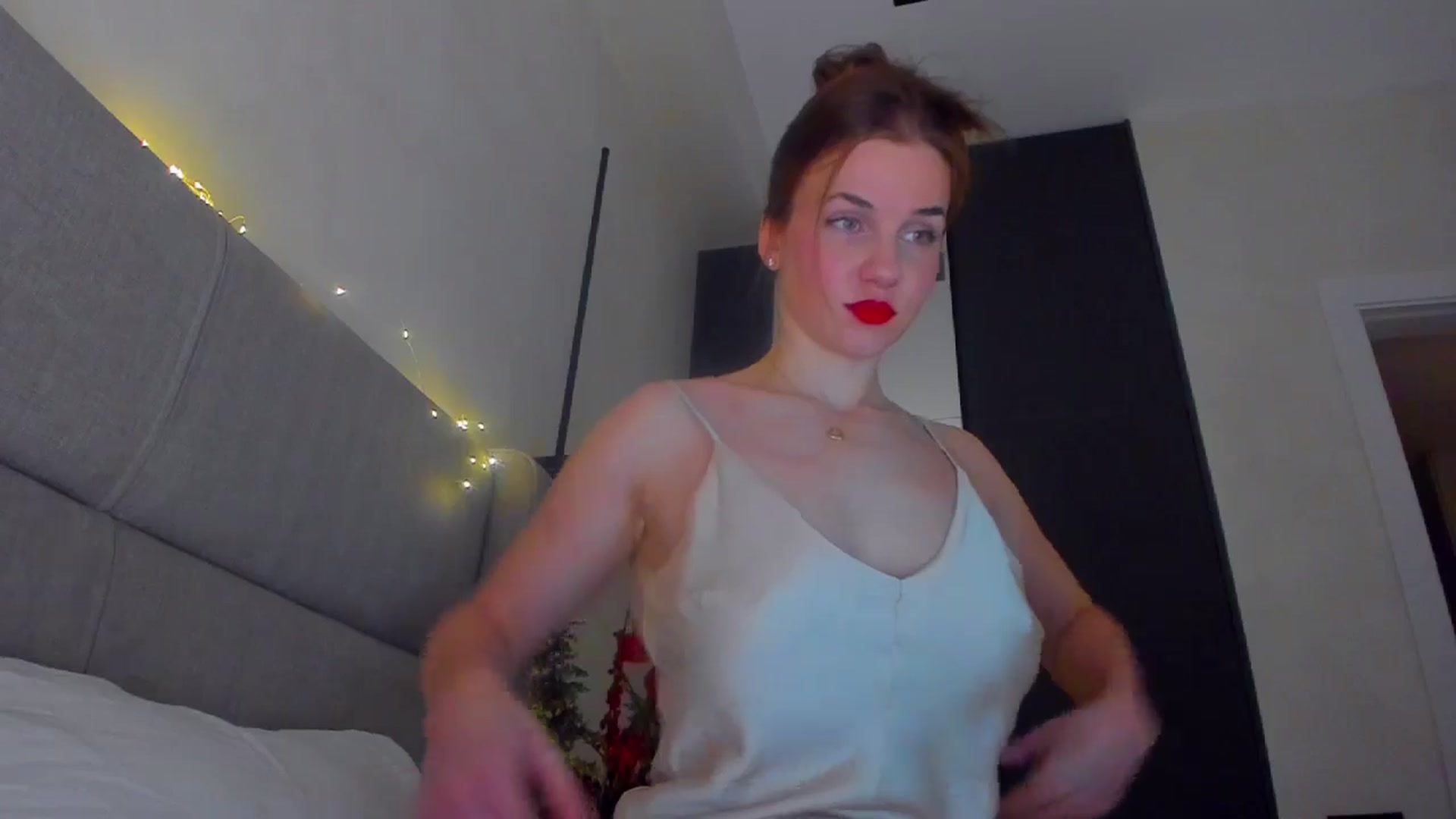 Gallery image thumbnail from Lanie__Love's myfreecams stream on, 01/04/2026, 16:11 image 15 of 20