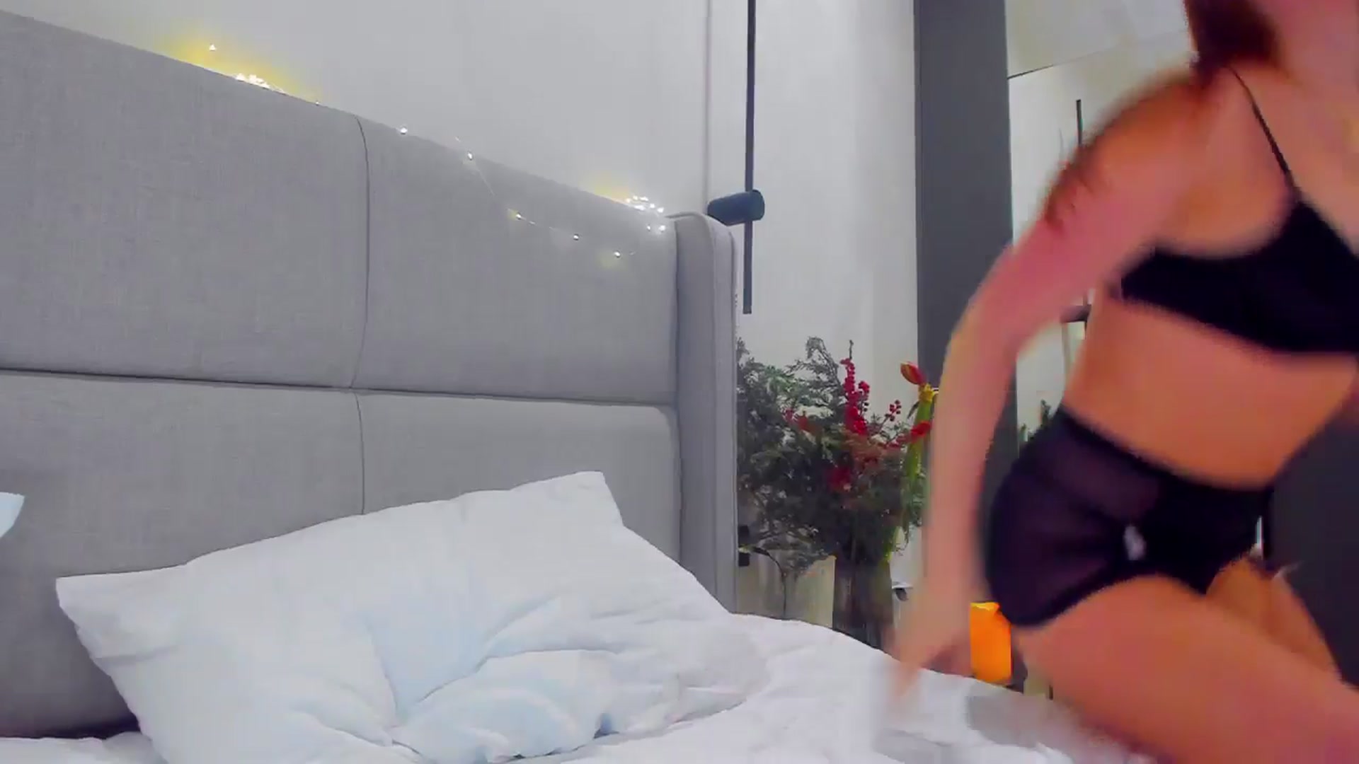 Gallery image thumbnail from Lanie__Love's myfreecams stream on, 01/06/2026, 19:23 image 7 of 20