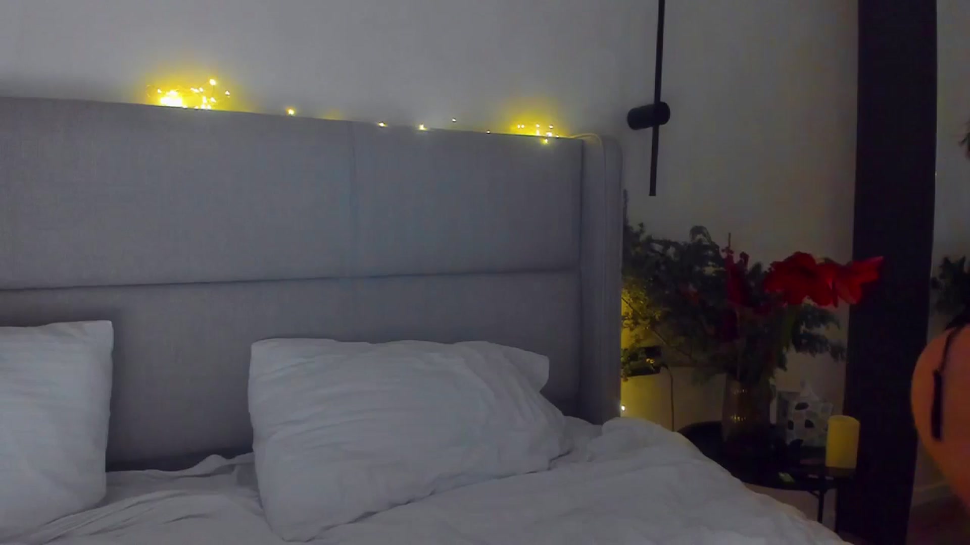 Gallery image thumbnail from Lanie__Love's myfreecams stream on, 01/10/2026, 20:50 image 7 of 20