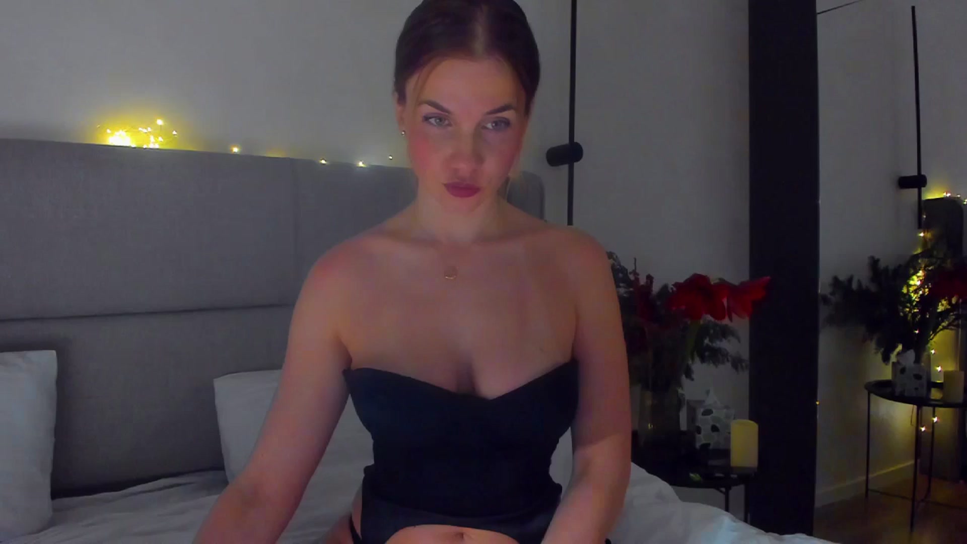 Gallery image thumbnail from Lanie__Love's myfreecams stream on, 01/10/2026, 20:50 image 1 of 20