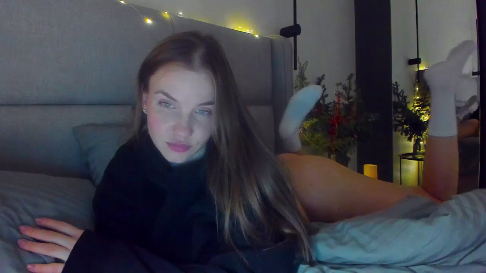 Gallery image thumbnail from Lanie__Love's myfreecams stream on, 01/16/2026, 21:55 image 7 of 20