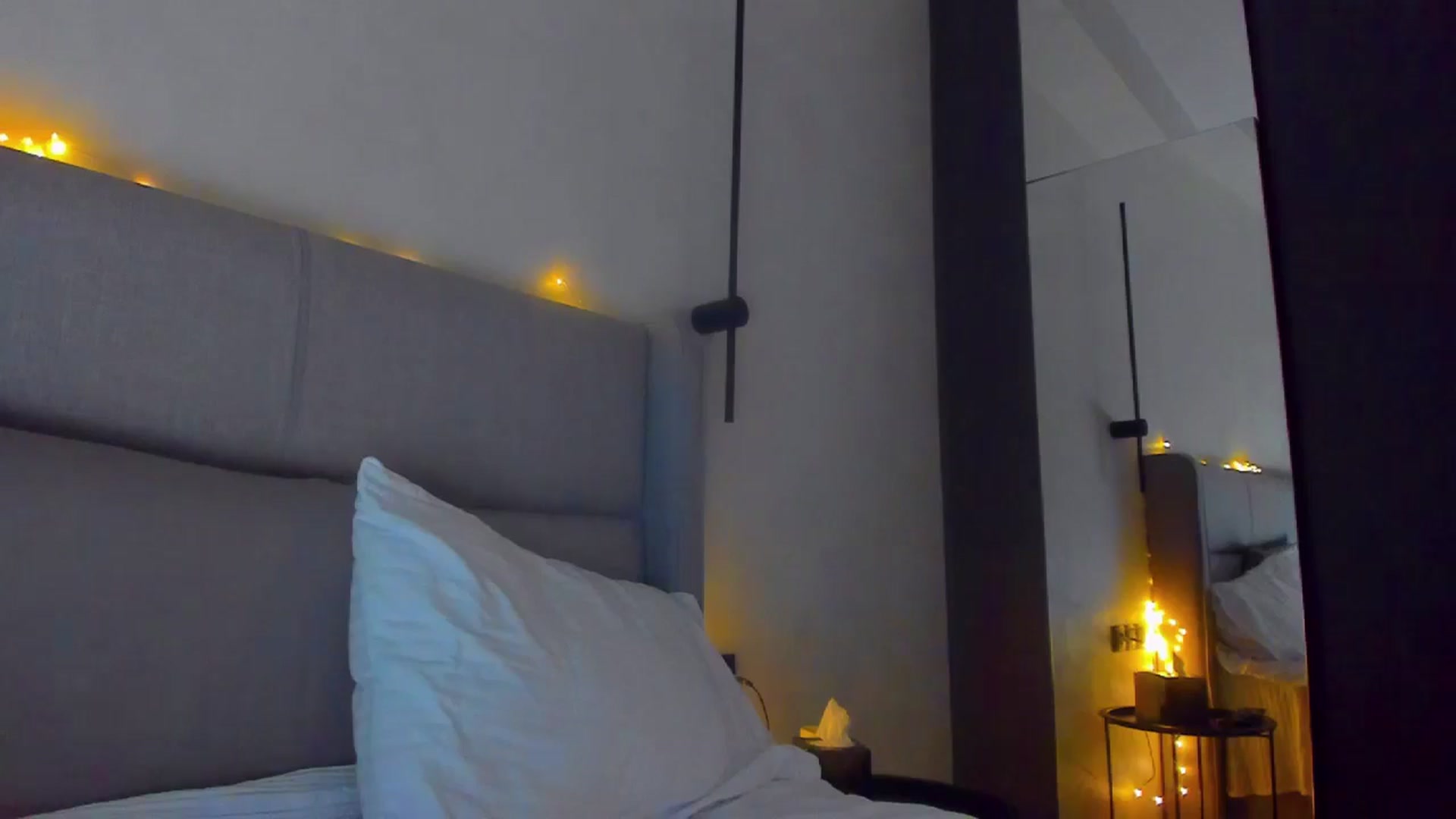 Gallery image thumbnail from Lanie__Love's myfreecams stream on, 01/25/2026, 19:54 image 5 of 20