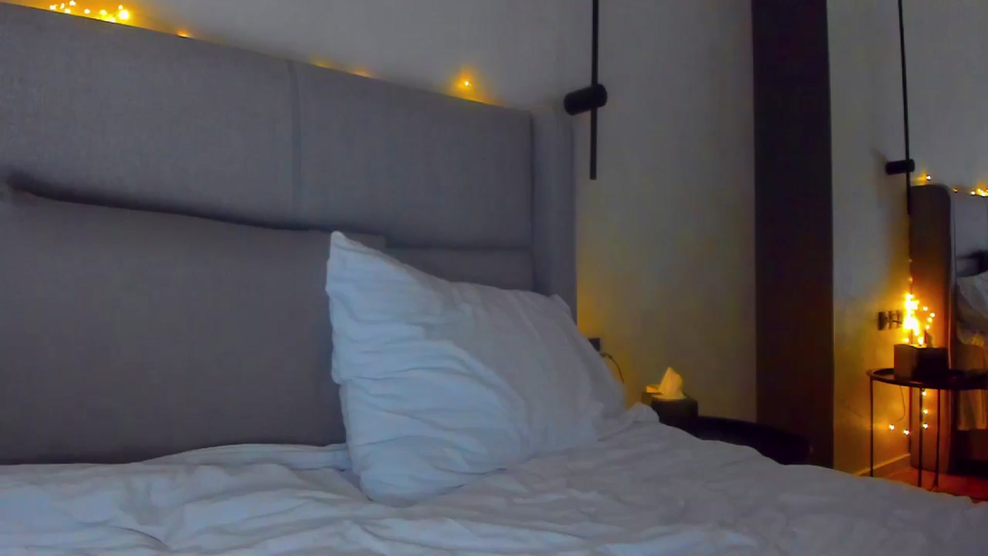 Gallery image thumbnail from Lanie__Love's myfreecams stream on, 01/25/2026, 19:54 image 13 of 20