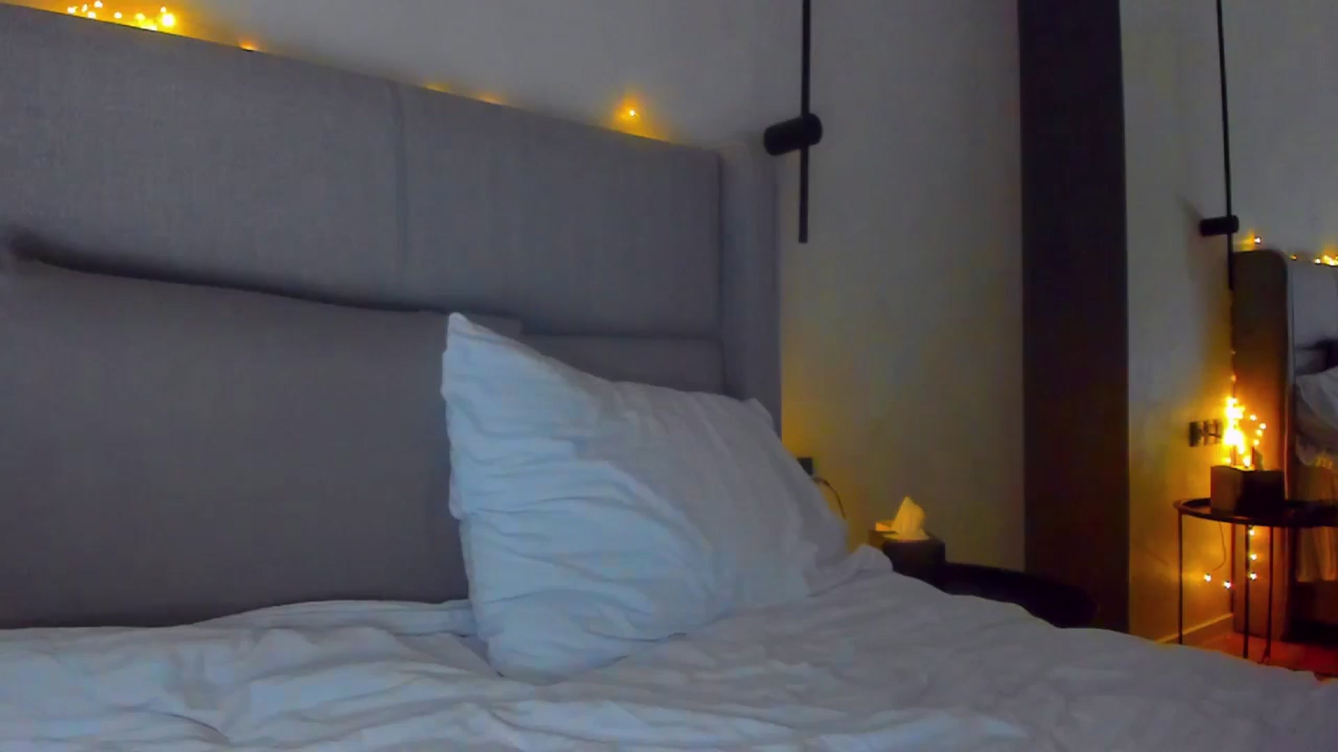 Gallery image thumbnail from Lanie__Love's myfreecams stream on, 01/25/2026, 19:54 image 14 of 20