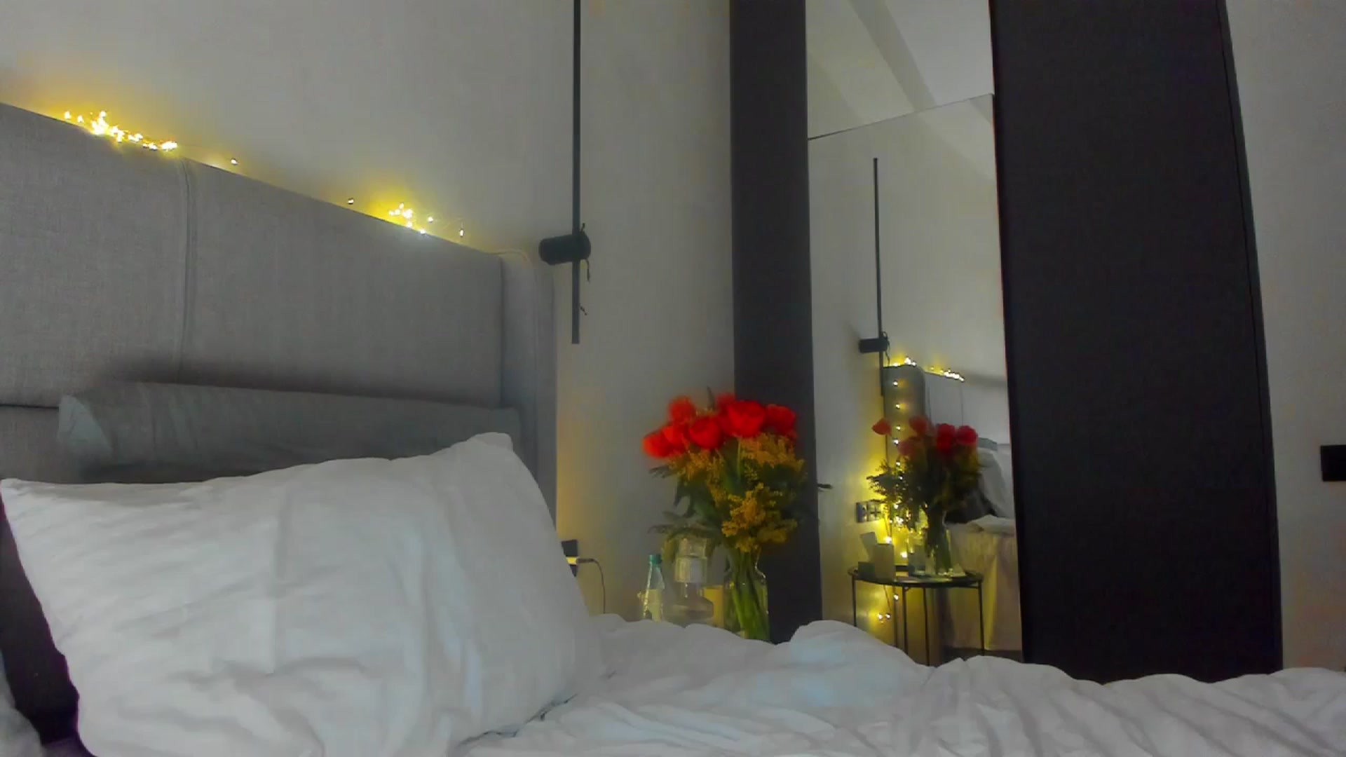 Gallery image thumbnail from Lanie__Love's myfreecams stream on, 02/28/2026, 19:42 image 2 of 20