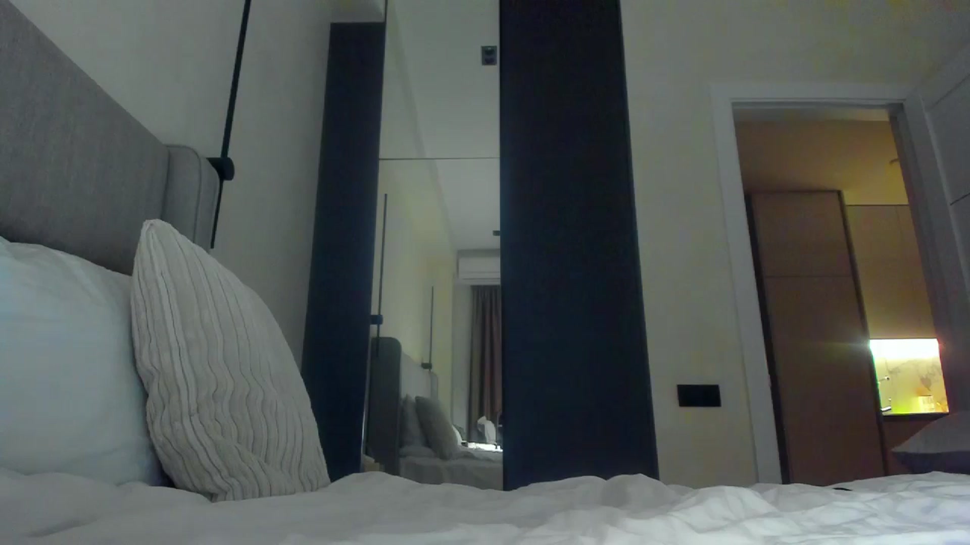 Gallery image thumbnail from Lanie__Love's myfreecams stream on, 04/27/2026, 19:37 image 9 of 20