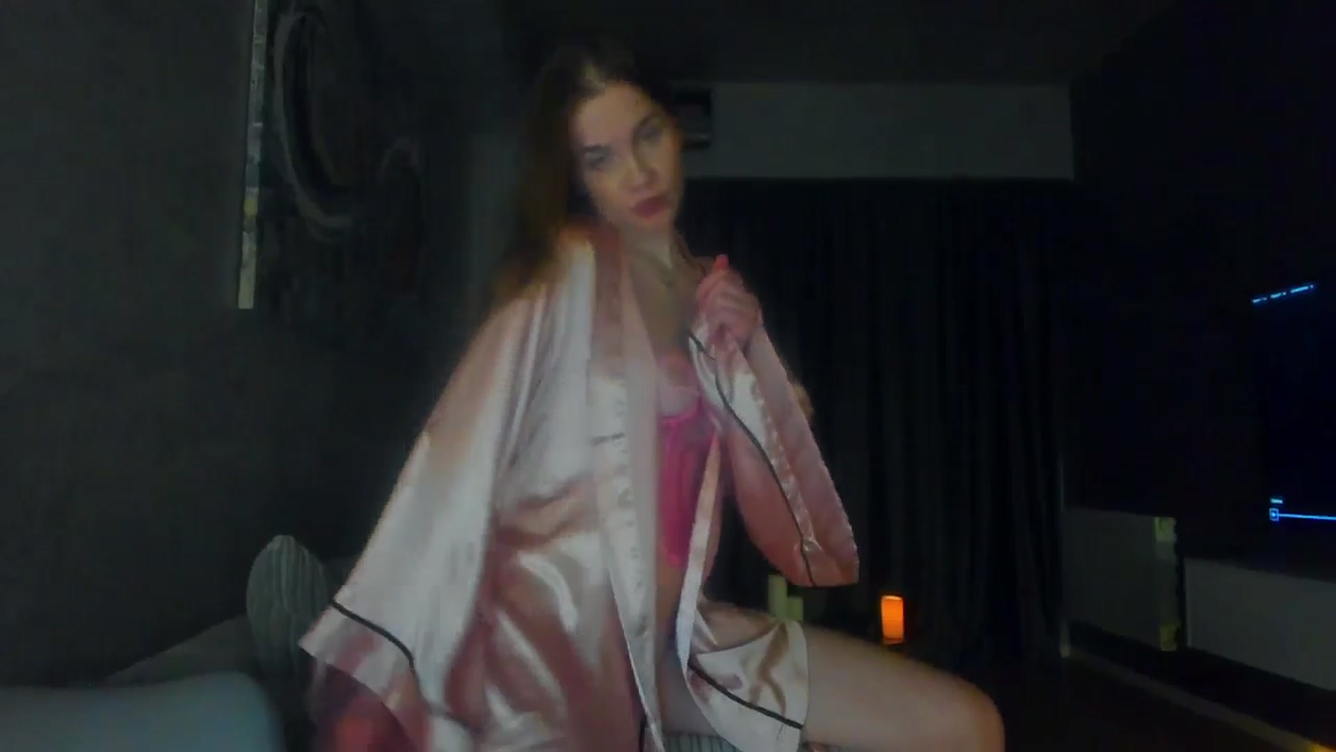 Gallery image thumbnail from Lanie__Love's myfreecams stream on, 05/05/2026, 19:41 image 14 of 20