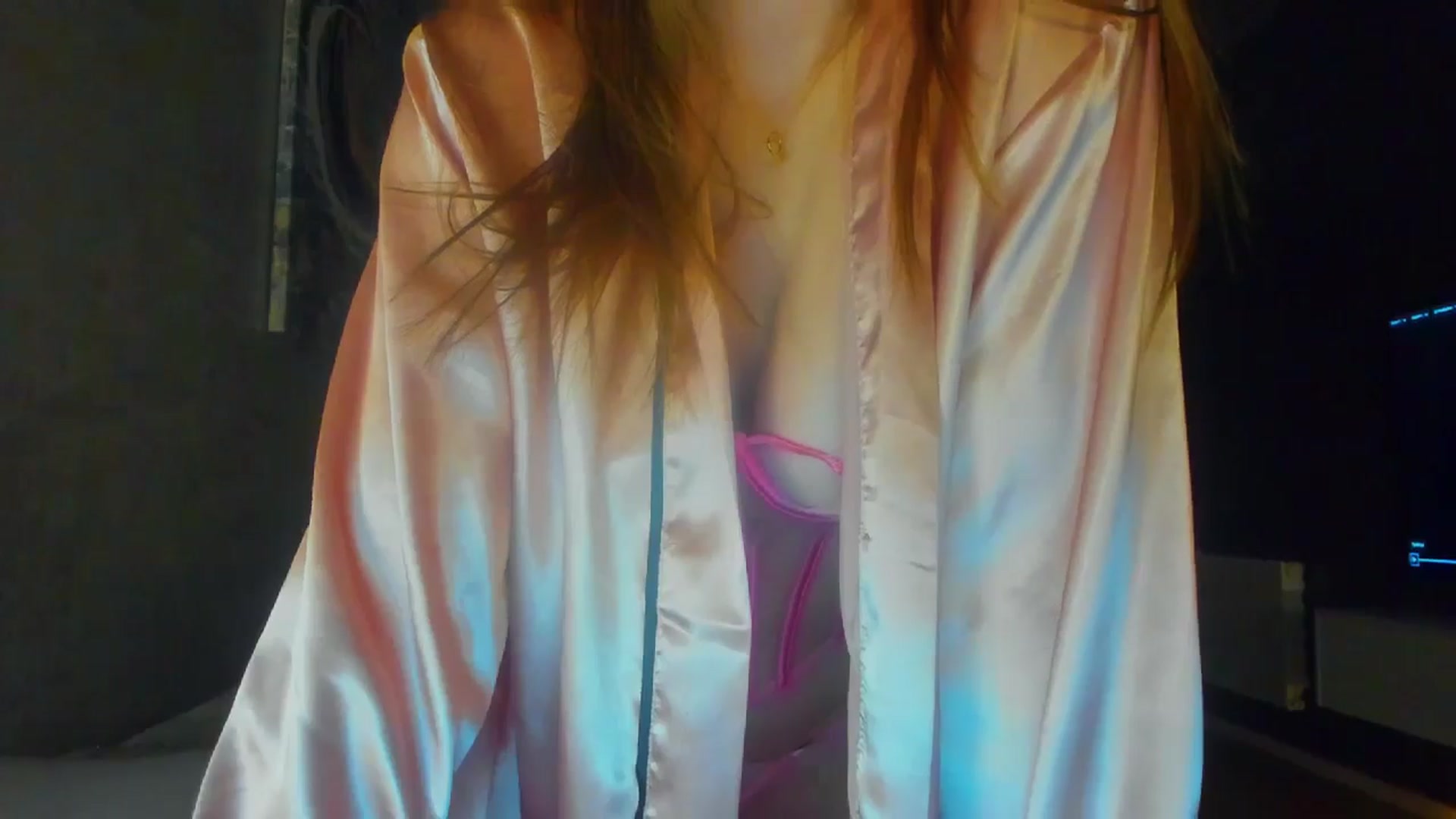 Gallery image thumbnail from Lanie__Love's myfreecams stream on, 05/05/2026, 19:41 image 13 of 20