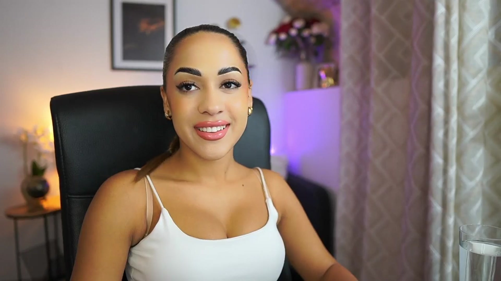 Gallery image thumbnail from Laniixxx's myfreecams stream on, 10/24/2025, 13:16 image 13 of 20