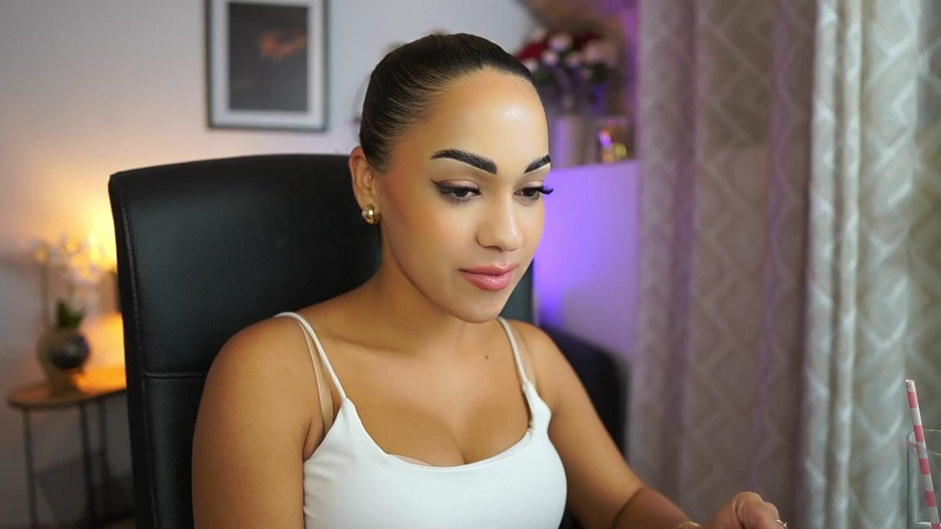 Gallery image thumbnail from Laniixxx's myfreecams stream on, 10/24/2025, 15:48 image 15 of 20