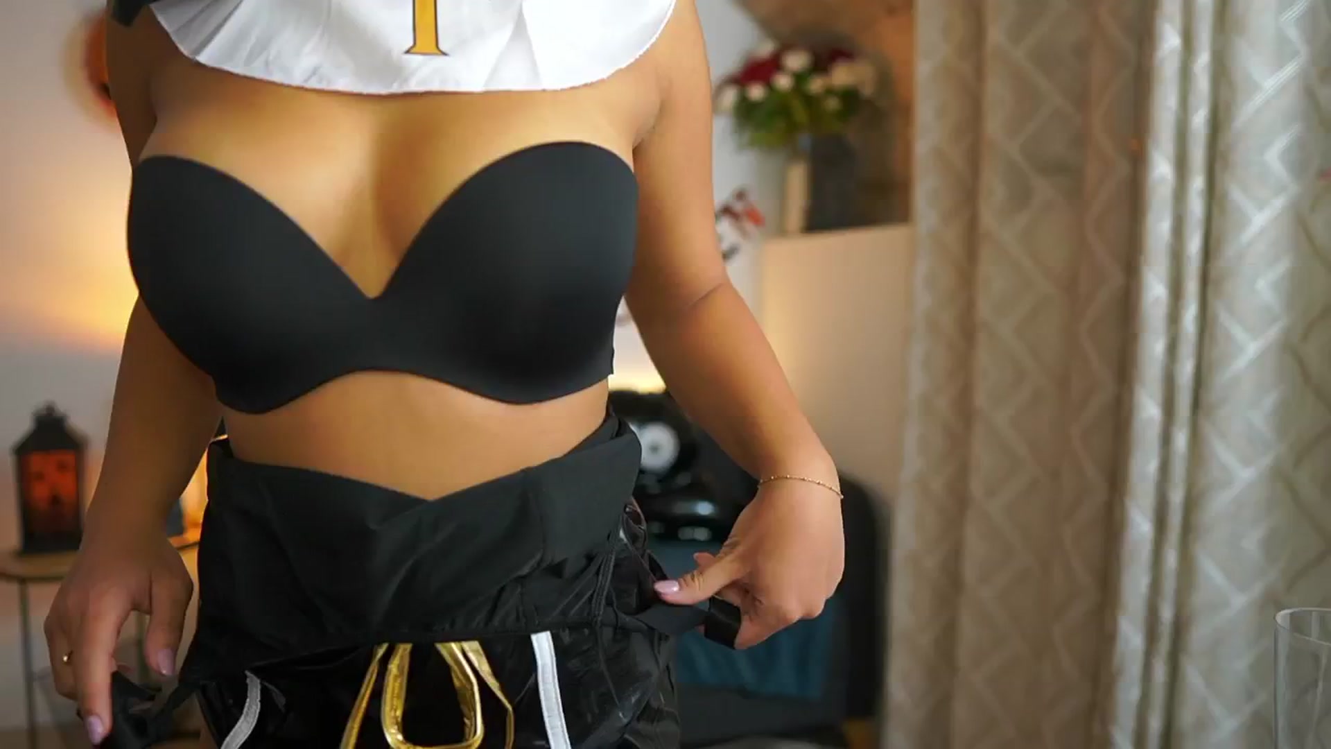 Gallery image thumbnail from Laniixxx's myfreecams stream on, 10/31/2025, 18:54 image 16 of 20