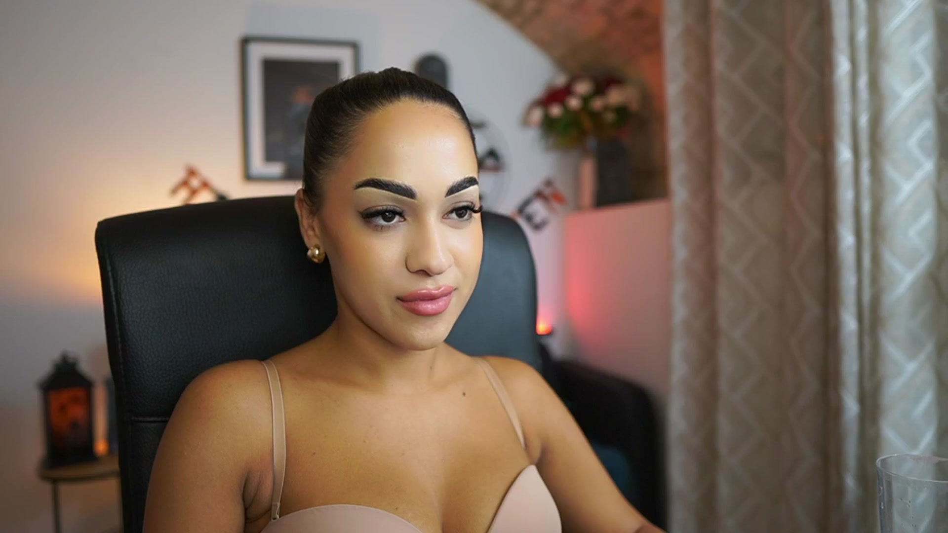 Gallery image thumbnail from Laniixxx's myfreecams stream on, 11/01/2025, 16:56 image 5 of 20