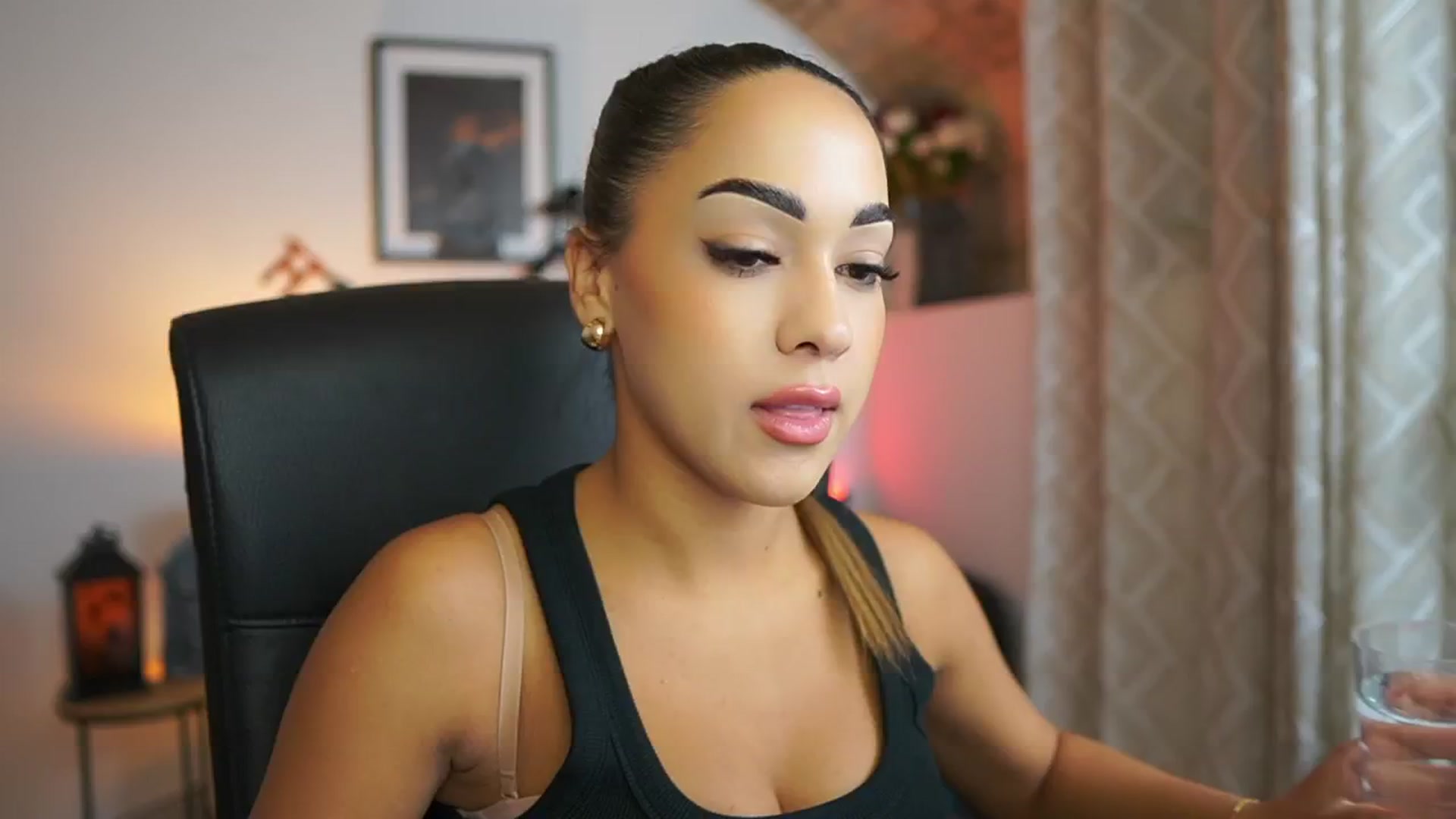 Gallery image thumbnail from Laniixxx's myfreecams stream on, 11/01/2025, 16:56 image 17 of 20