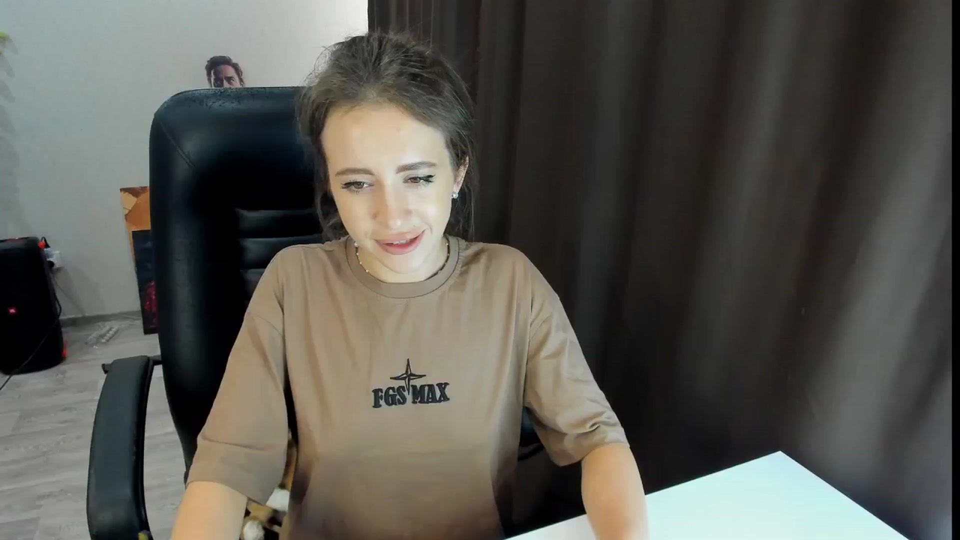 Gallery image thumbnail from LannaBlue's myfreecams stream on, 08/25/2024, 14:13 image 17 of 20