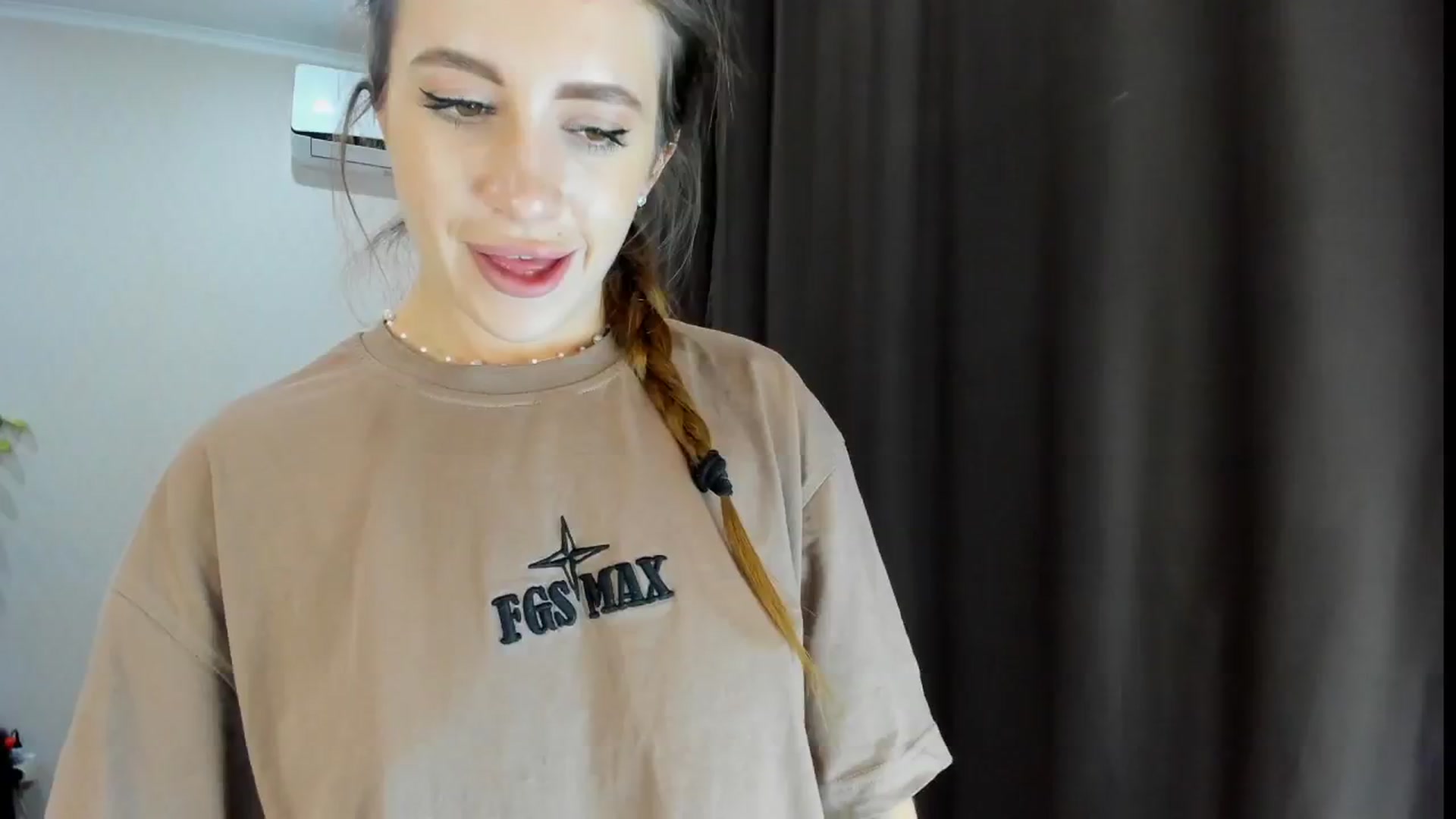 Gallery image thumbnail from LannaBlue's myfreecams stream on, 08/25/2024, 14:13 image 20 of 20