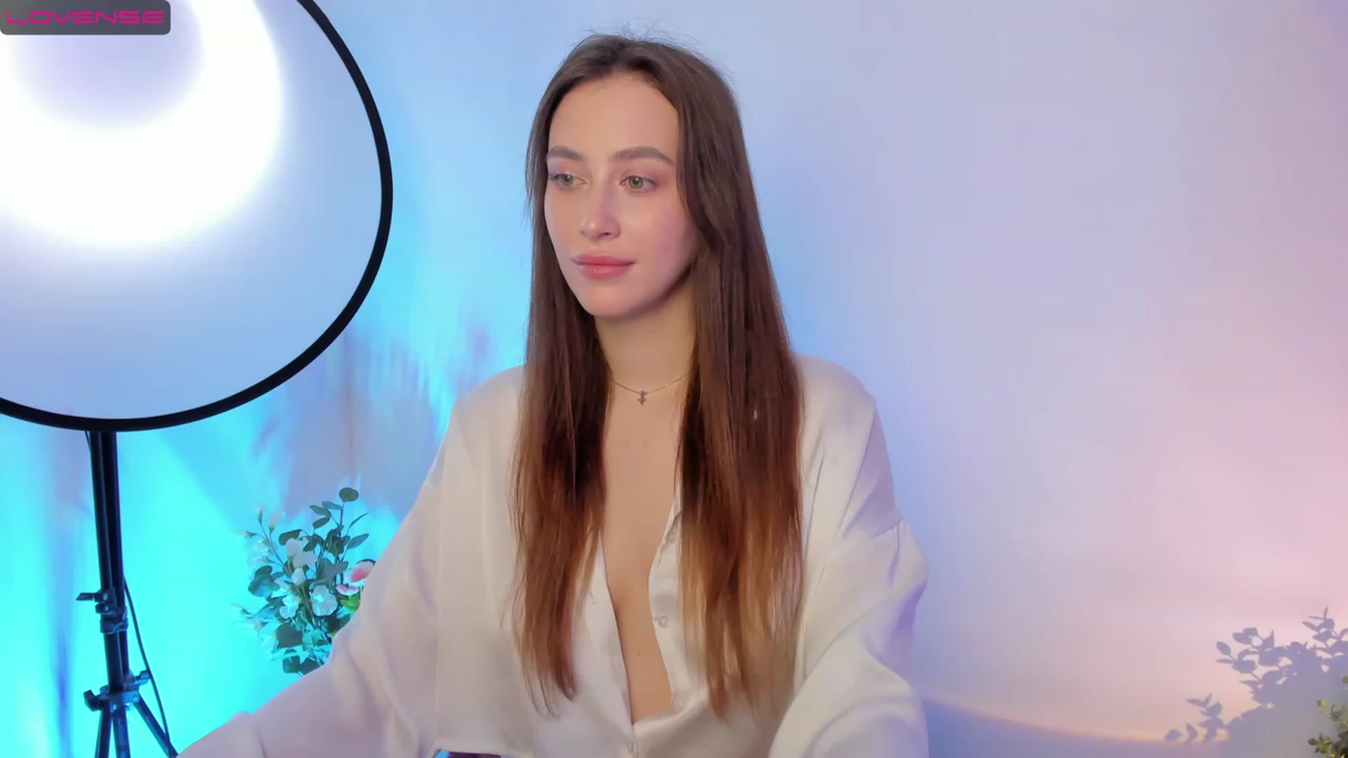 Gallery image thumbnail from Lanna_Rhoades's myfreecams stream on, 11/28/2022, 13:28 image 15 of 20