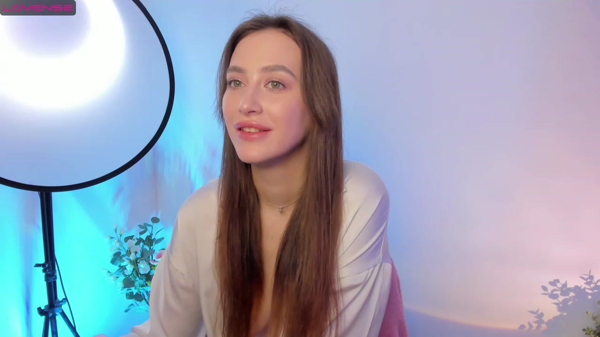 Gallery image thumbnail from Lanna_Rhoades's myfreecams stream on, 11/28/2022, 13:28 image 5 of 20