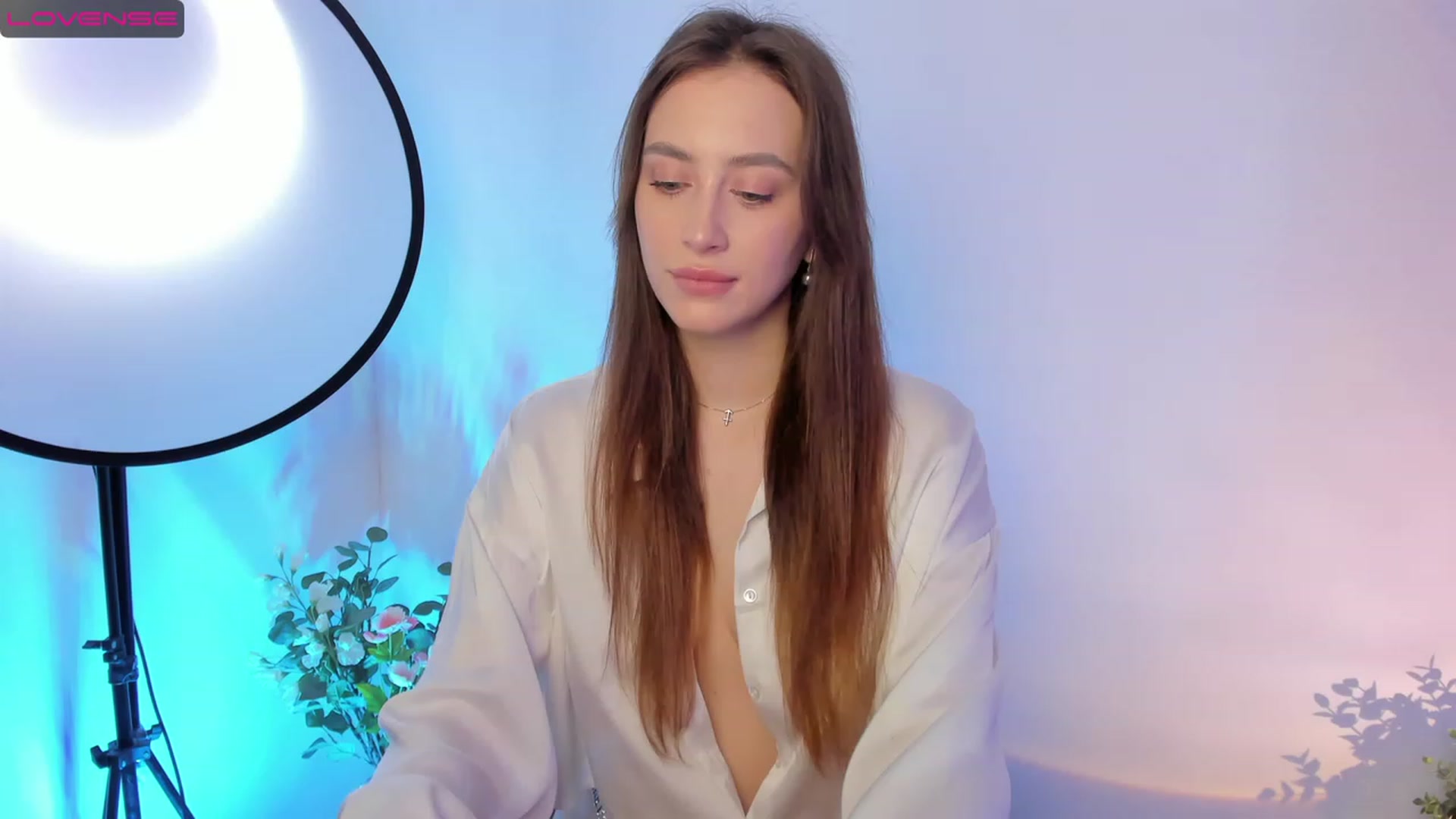 Gallery image thumbnail from Lanna_Rhoades's myfreecams stream on, 11/28/2022, 13:28 image 6 of 20