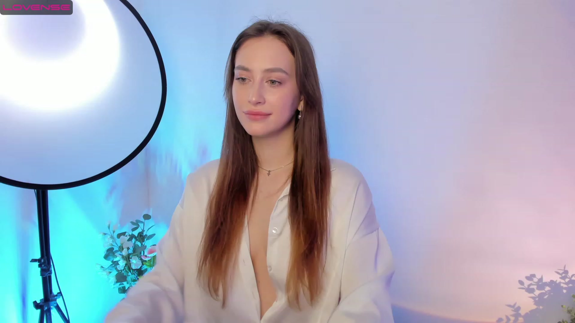 Gallery image thumbnail from Lanna_Rhoades's myfreecams stream on, 11/28/2022, 13:28 image 18 of 20