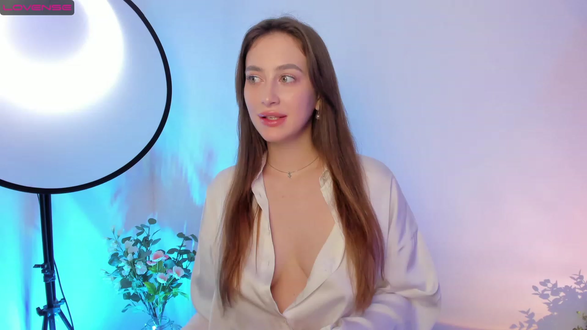 Gallery image thumbnail from Lanna_Rhoades's myfreecams stream on, 11/28/2022, 15:25 image 12 of 20